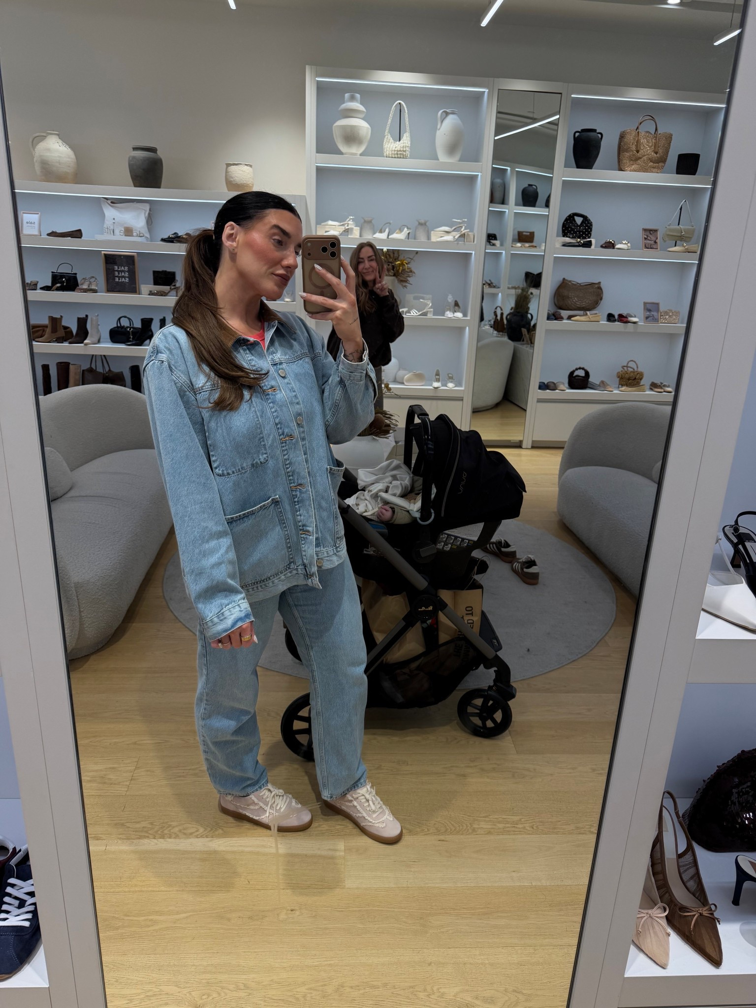 These sneakers were sooo cute! 