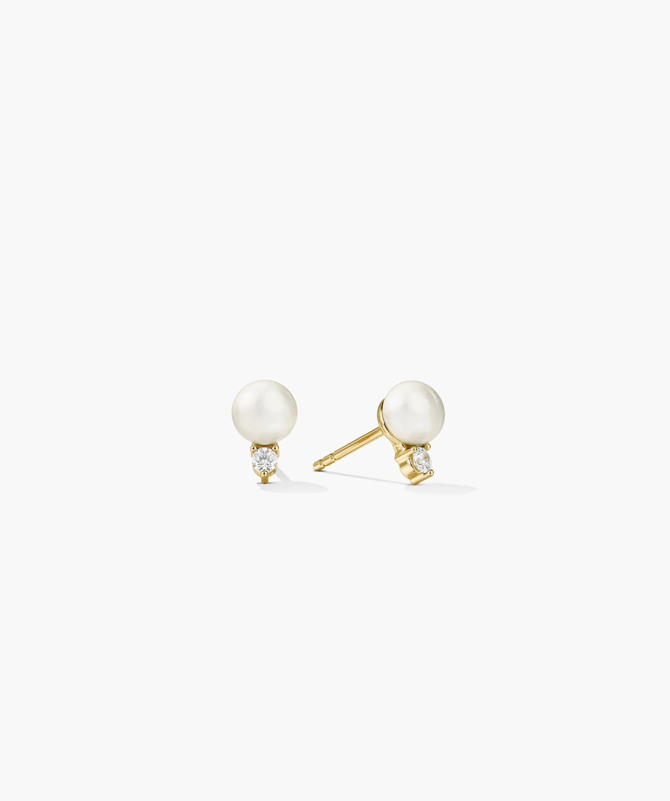 Lab Grown Sapphire Pearl Studs | Mejuri | Mejuri Fine Crew