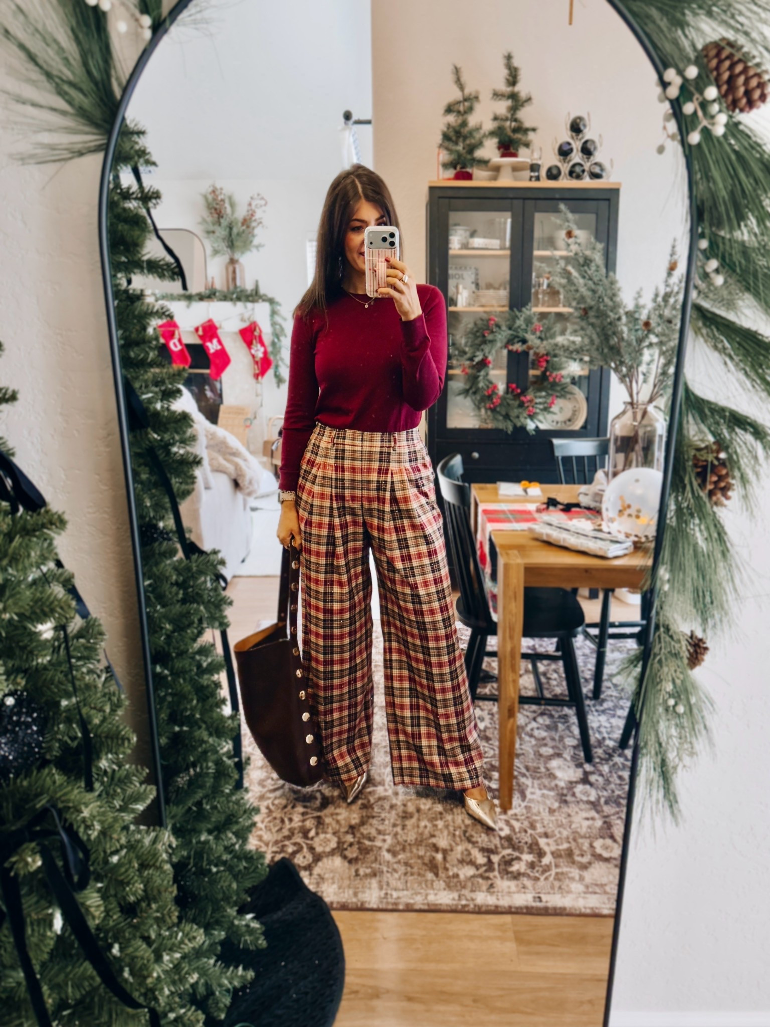 In a medium sweater and medium plaid pant

#LTKHoliday #LTKWorkwear #LTKootd