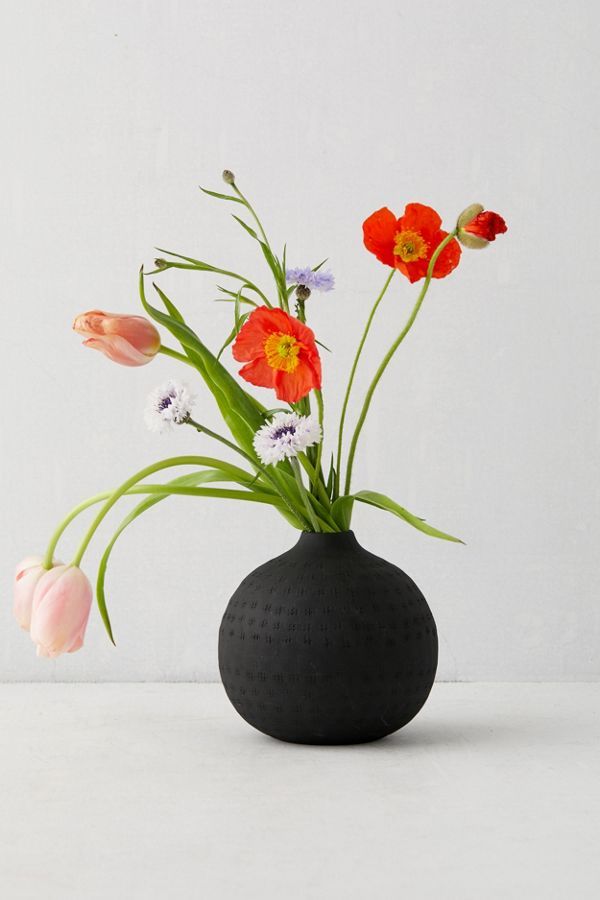 Matte Textured Round Vase | Urban Outfitters (US and RoW)
