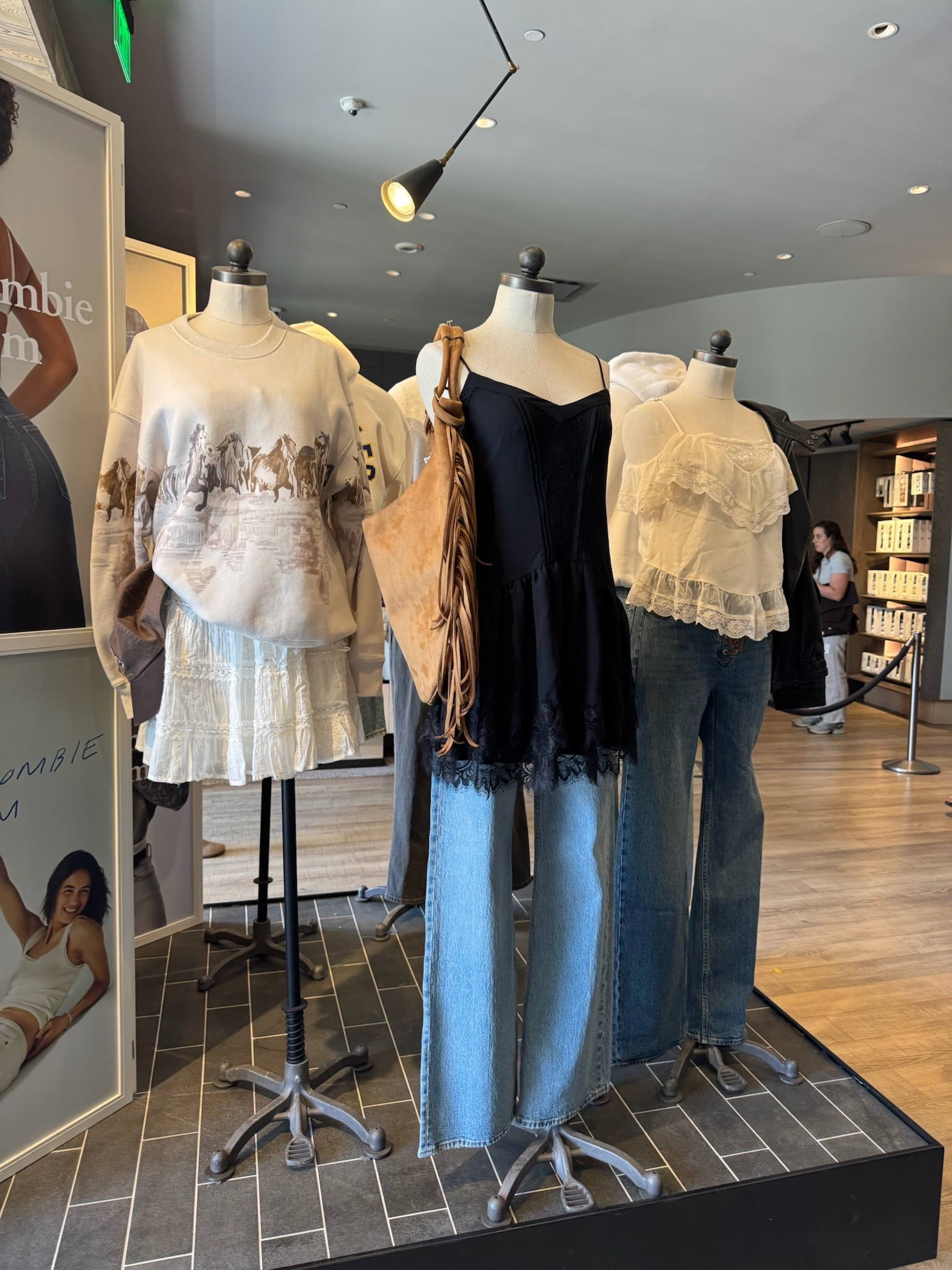 Abercrombie is 25% off until 9/29 through the LTK App! 🤎

sale alert, LTK fall sale, activewear, new arrivals, fall fashion, fall outfit, Lauren Mulloy

#LTKFindsUnder100 #LTKStyleTip #LTKSeasonal