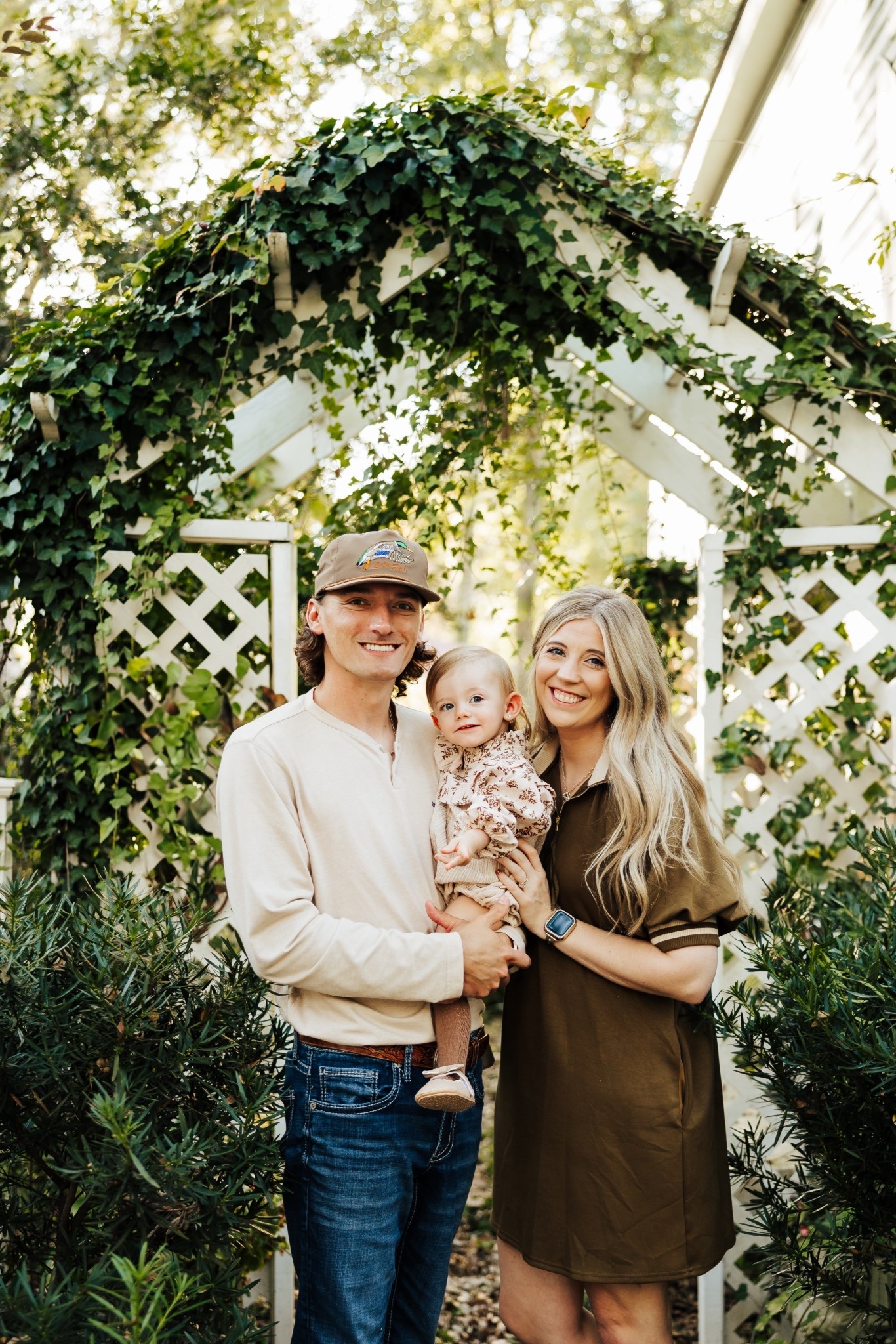 Can't believe in 5 weeks or less we will be a family of four 🥺

Family Photo Outfit Links. Fall Family Outfit Links. Neutral Outfit Links. Baby Girl Outfit Links. Men Outfit Links. Women Outfit Links. 

 #LTKSeasonal #LTKBaby #LTKMens