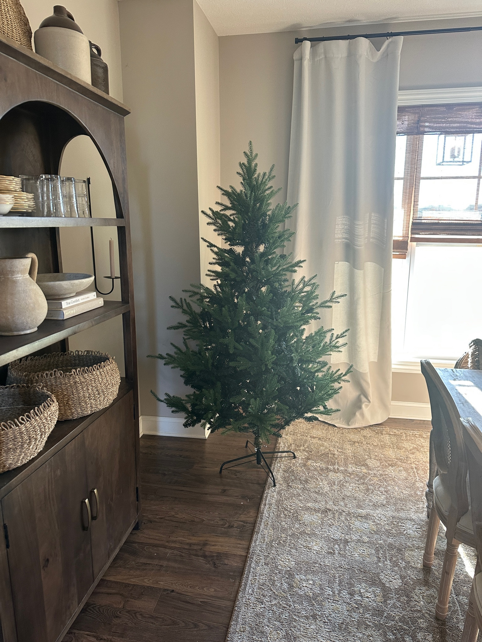 Can’t believe this price!! #amazonfinds #founditonamazon #christmastree #christmasdecor

#LTKHoliday #LTKSeasonal