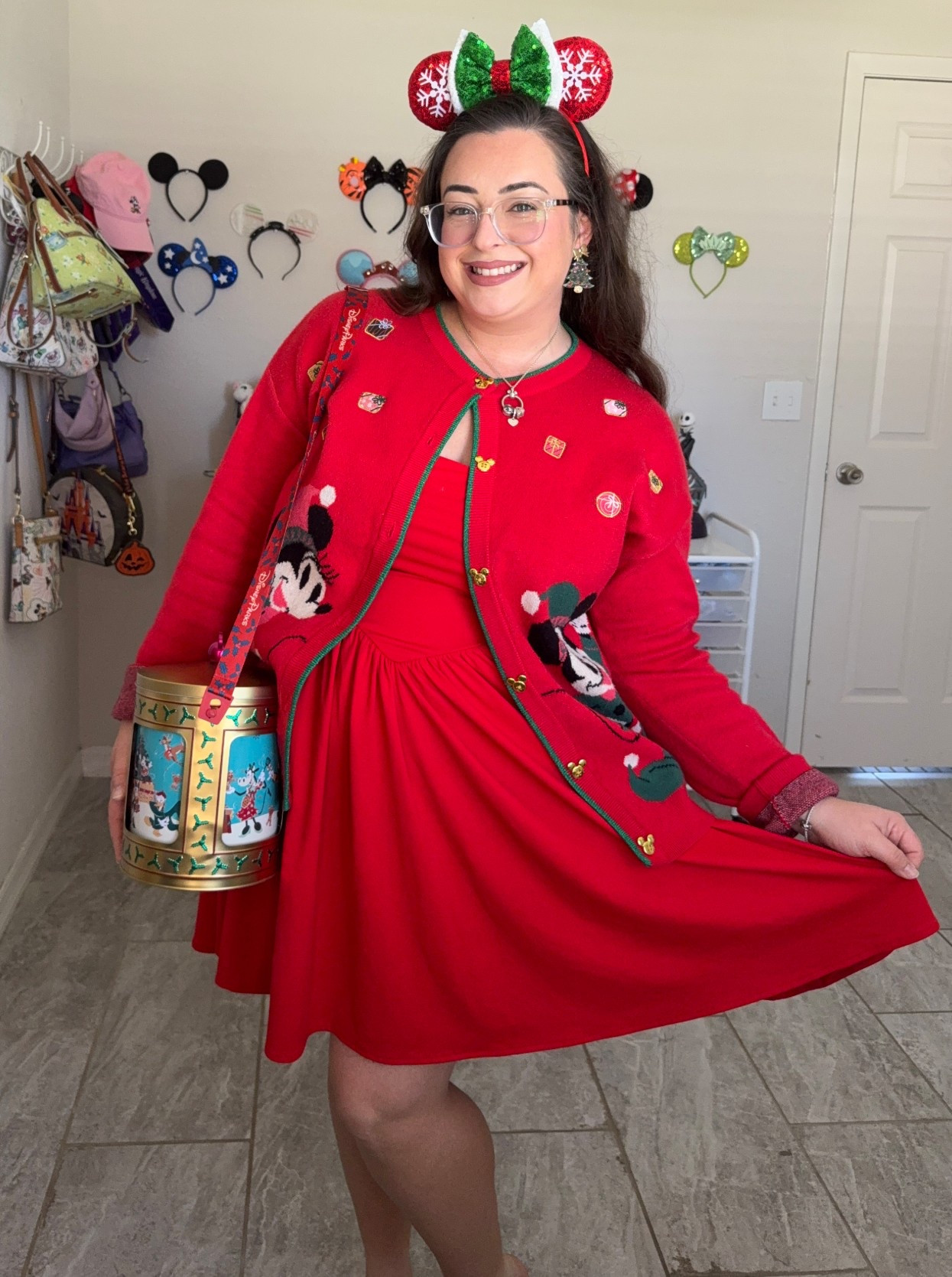 Cute Christmas outfit!


#LTKFindsUnder50 #LTKSeasonal #LTKHoliday