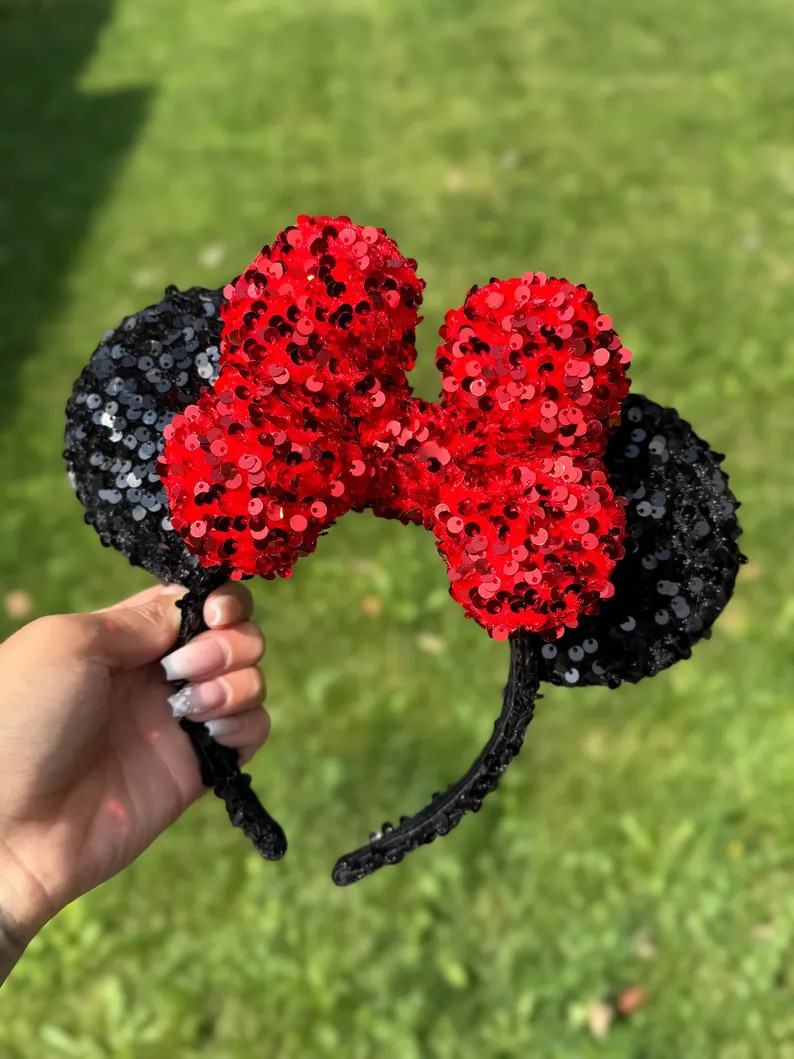 Black and Red Bow Sequins Minnie Ears. - Etsy | Etsy (US)