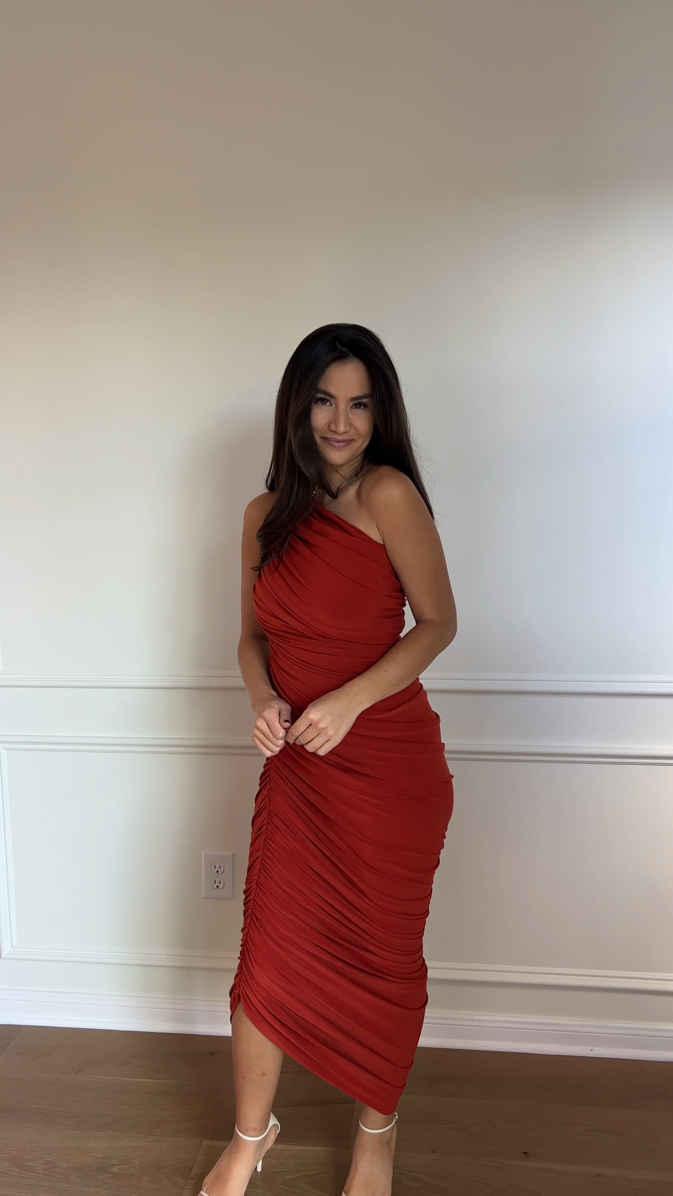 This dress is so chic and flattering! Perfect for the holidays😍❤️

#LTKSeasonal #LTKstyletip #LTKHoliday