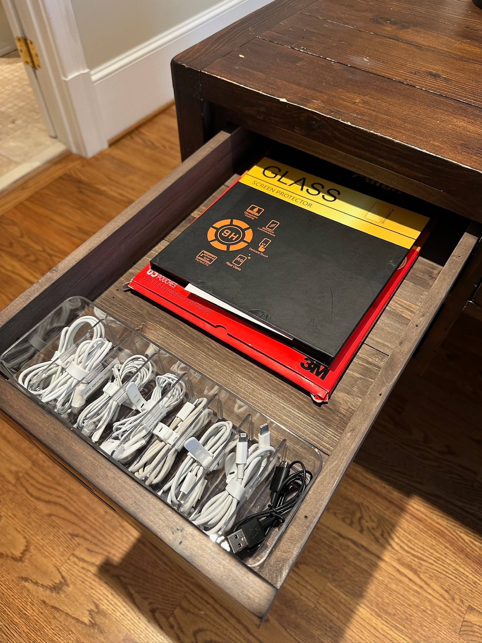 We recommend keeping 2-3 of each cord type to reduce unnecessary clutter! 

#LTKSeasonal #LTKSaleAlert #LTKActive