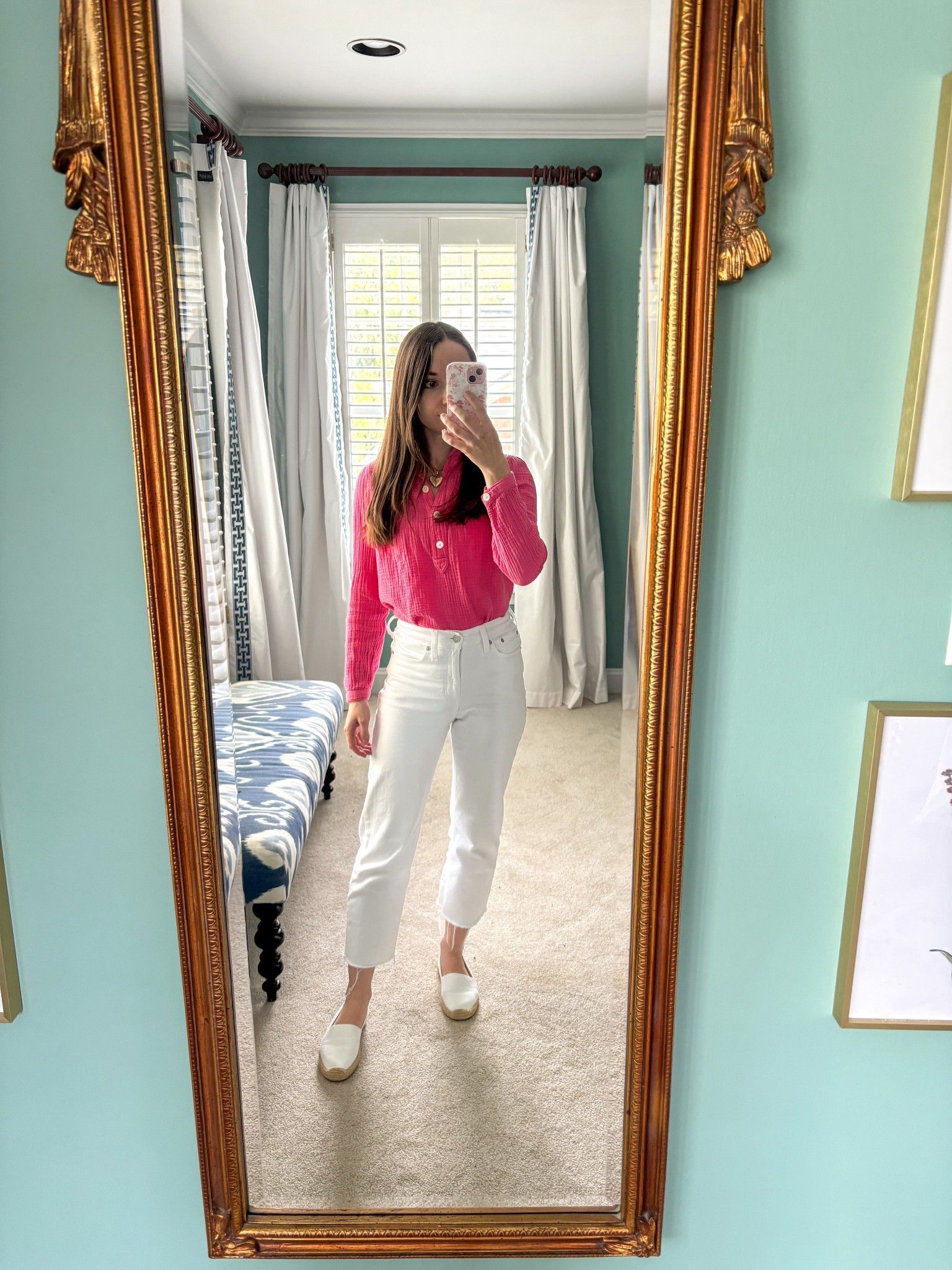 I used to be against wearing white jeans after Labor Day, but I will wear them through September now 🩷 

#LTKPetite