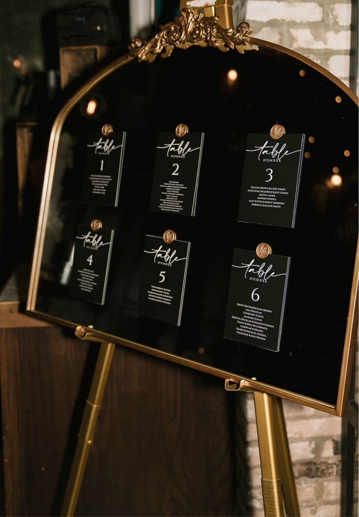 Wedding seating chart 

Etsy | Amazon mirror | black | ivory | gold | DIY