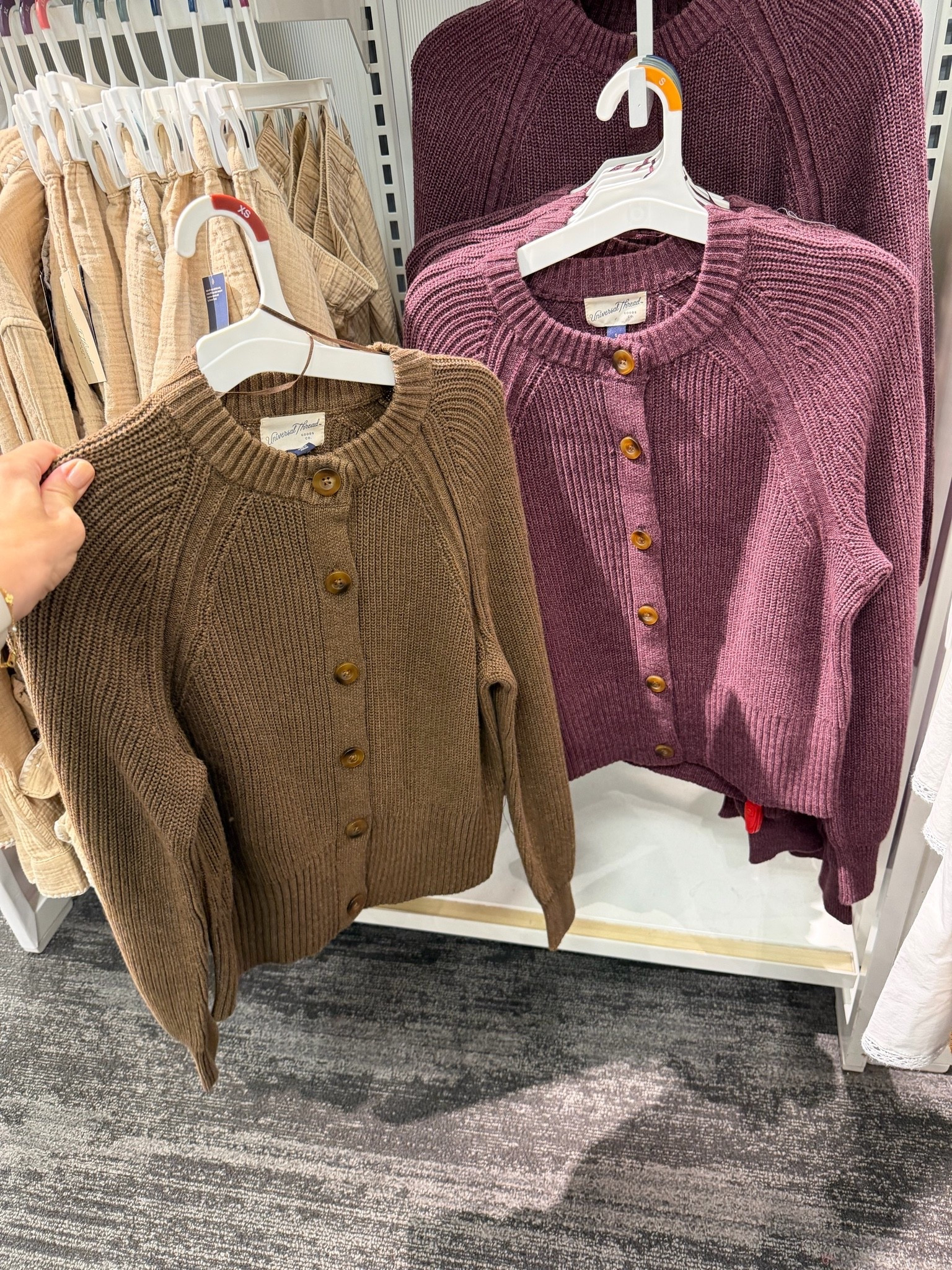 Target cardigans that are soft, nice quality and look like Loft or Madewell. Great for early fall. #targetstyle #targetcreator @Target