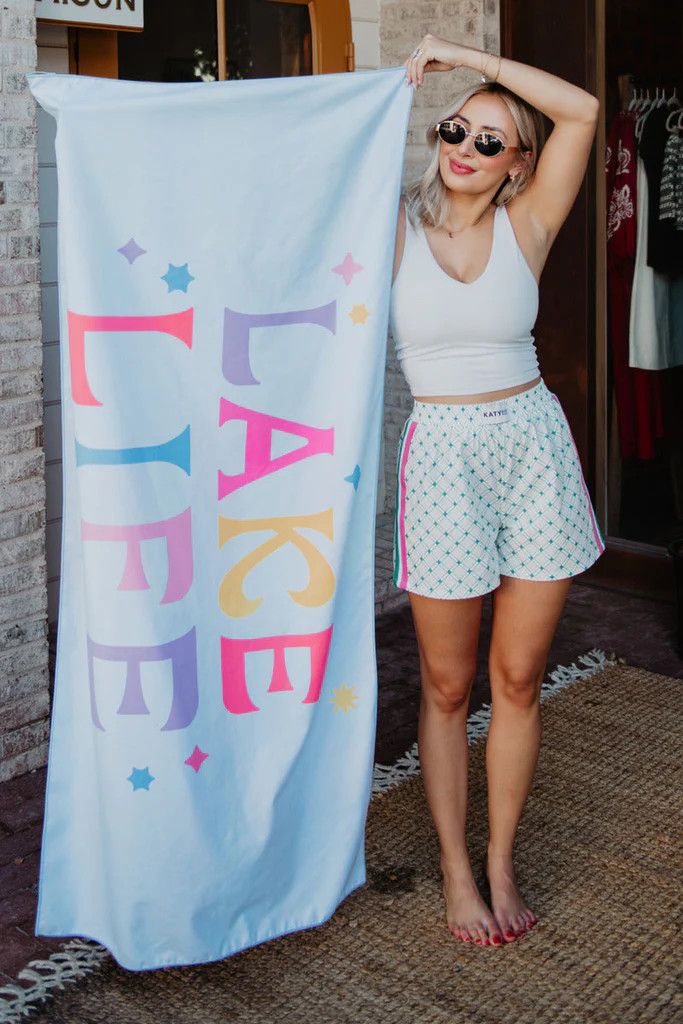 Lake Life Multicolored Reversible Quick Dry Towel | Katydid.com