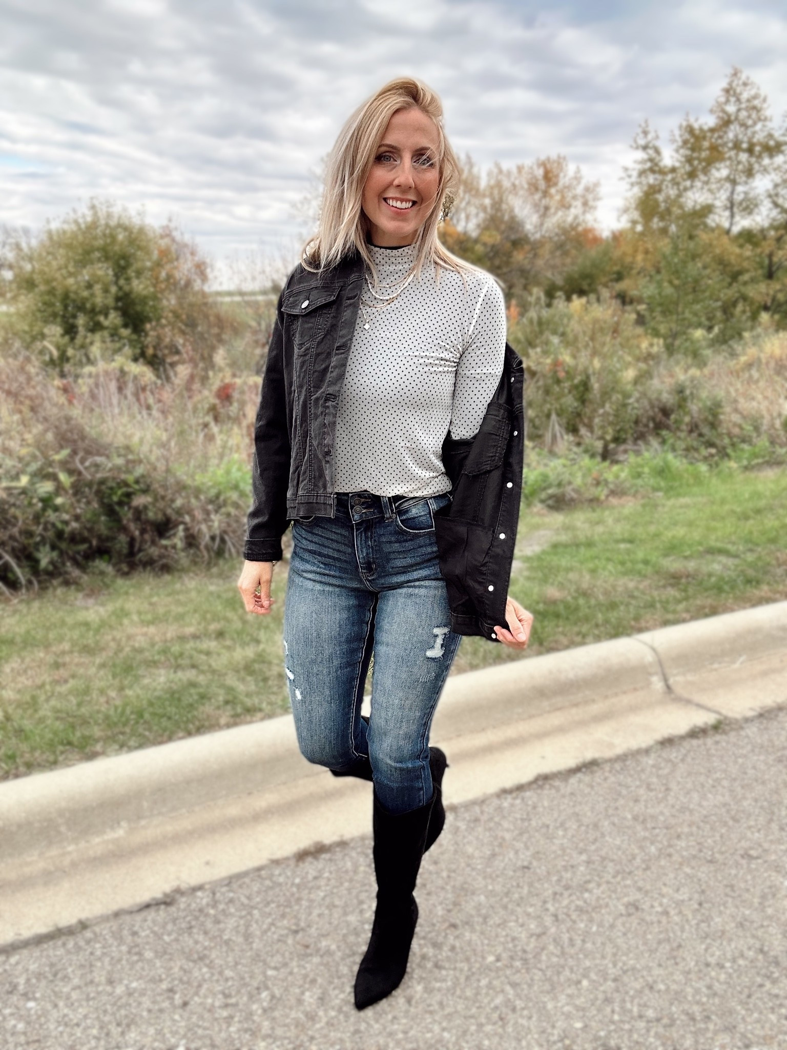 Wearing 26 in jeans and small in tops

#LTKootd #LTKgrwm #LTKSaleAlert