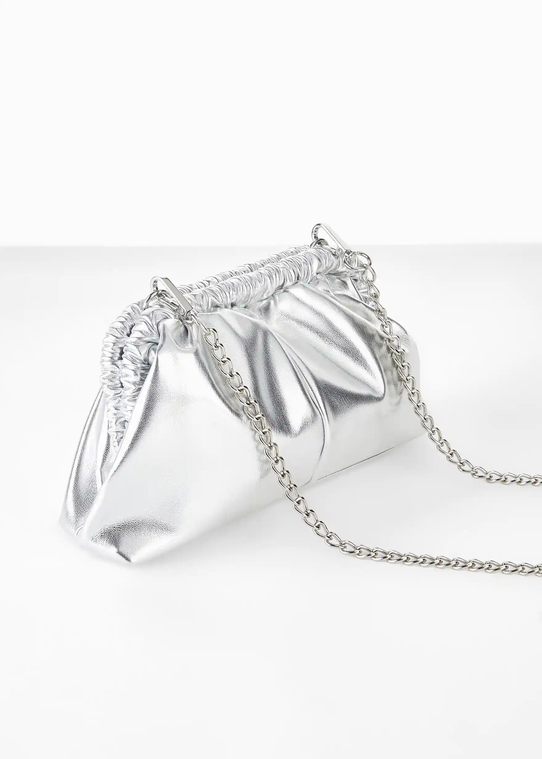 Elegante Clutch mit Gliederkette als Tragegurt - silber | bonprix | Bonprix DE