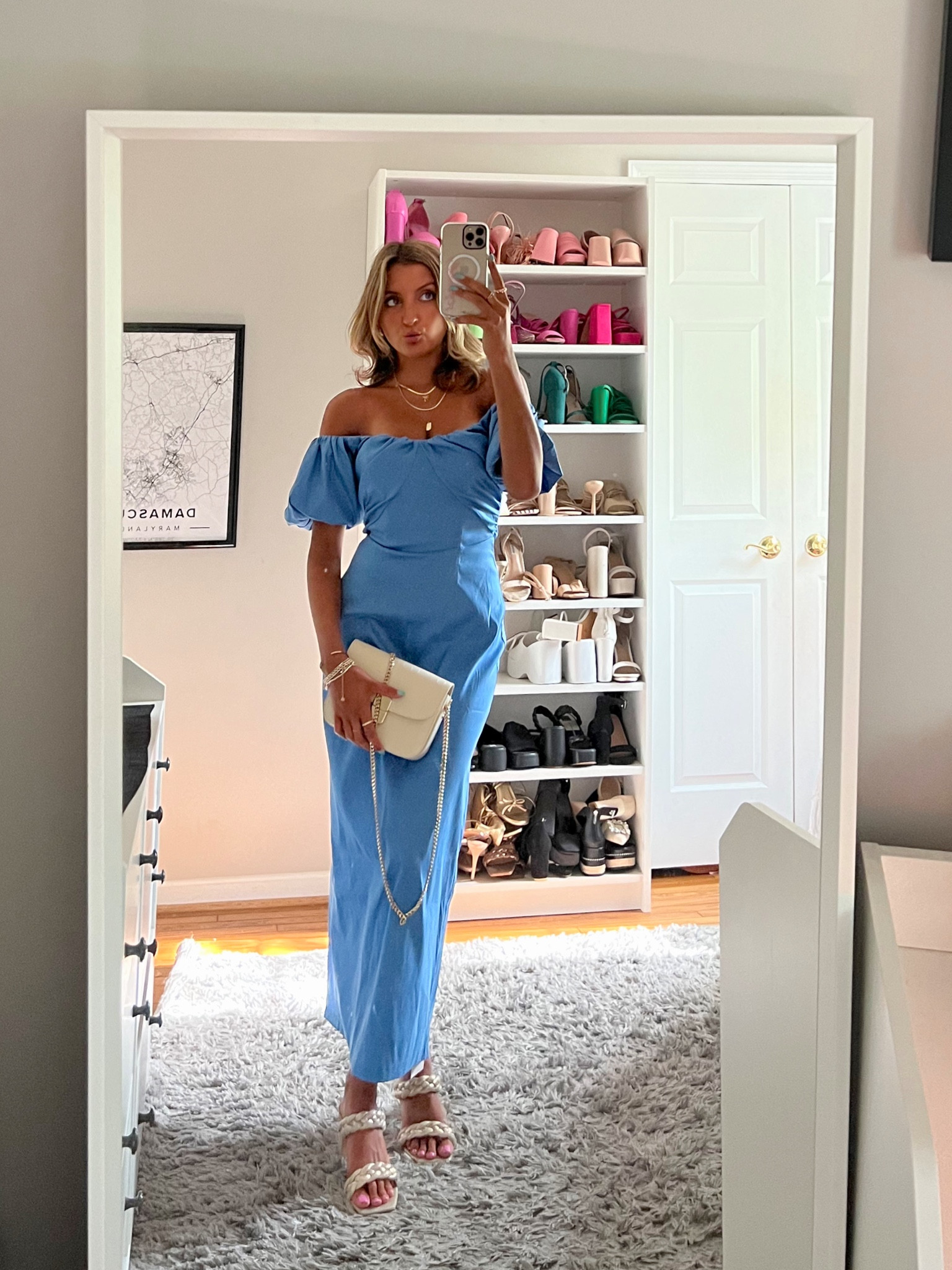 Summer wedding guest dresses from Abercrombie. 15% off all Abercrombie today + stack an extra 15% with code AFVIVIANE. wearing an XS 💍