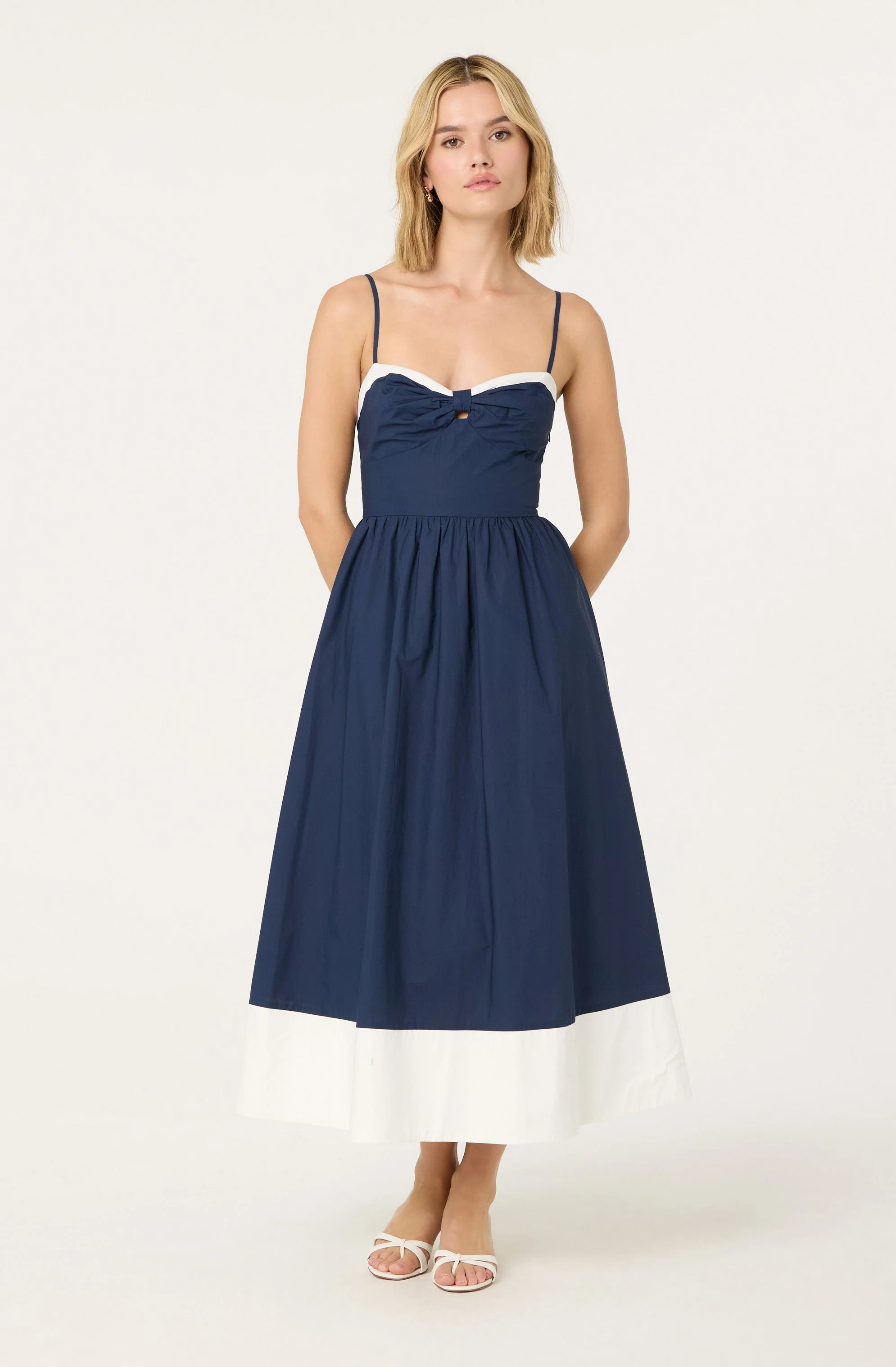 Contrast Sweetheart Midi Dress | ASTR The Label (US)