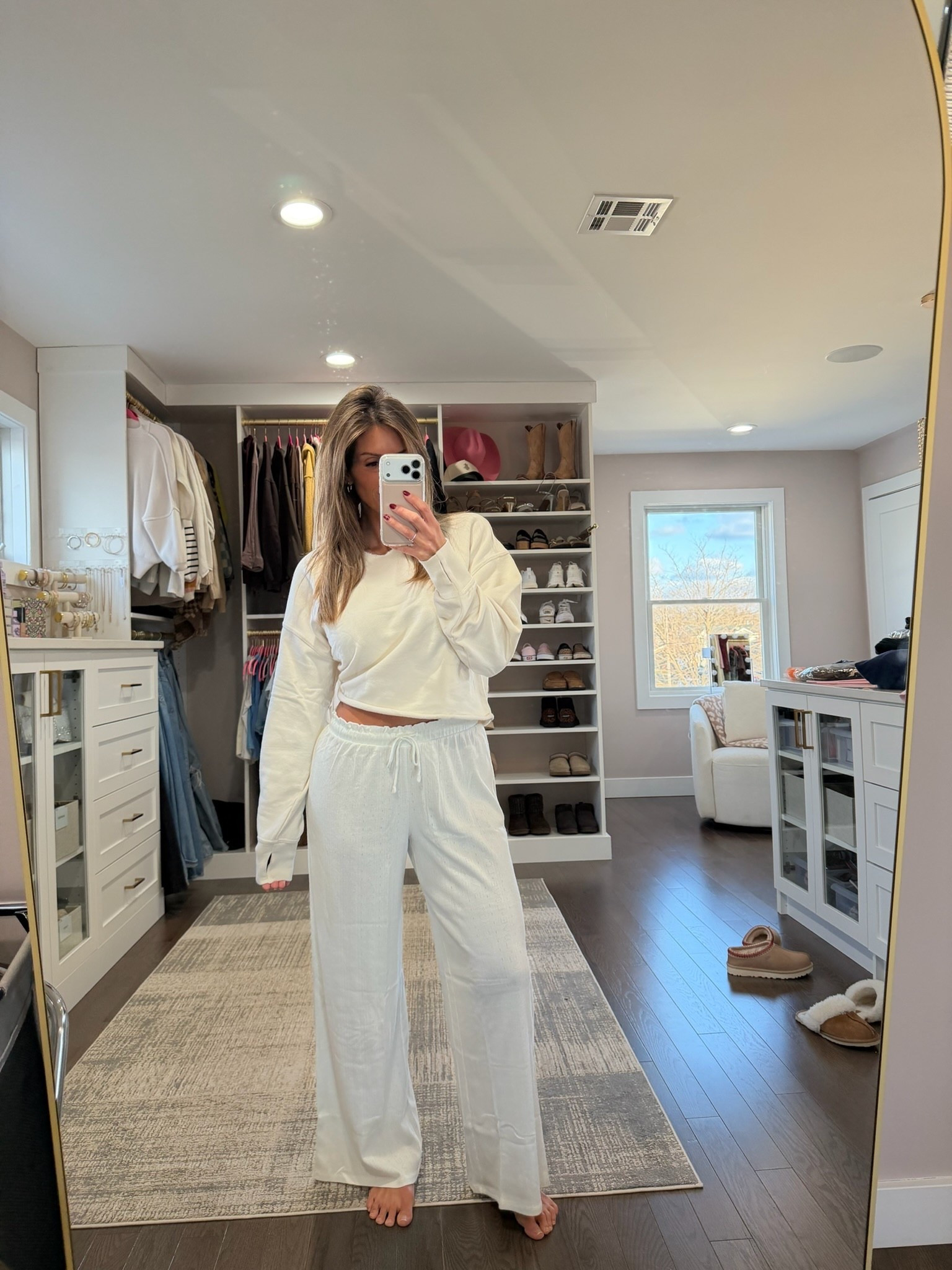 These comfy aerie sets 

#LTKootd #LTKSeasonal #LTKFindsUnder50