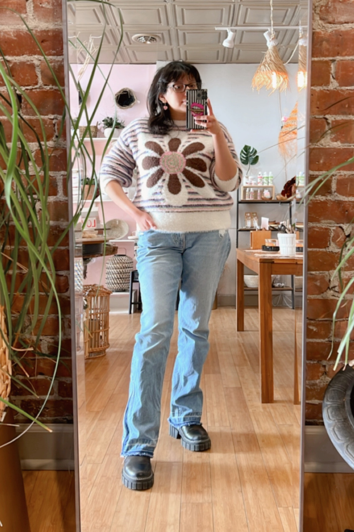 Forever 21 sweater, American Eagle jeans, and BCBGENERATION boots

#LTKSeasonal #LTKshoecrush #LTKunder100