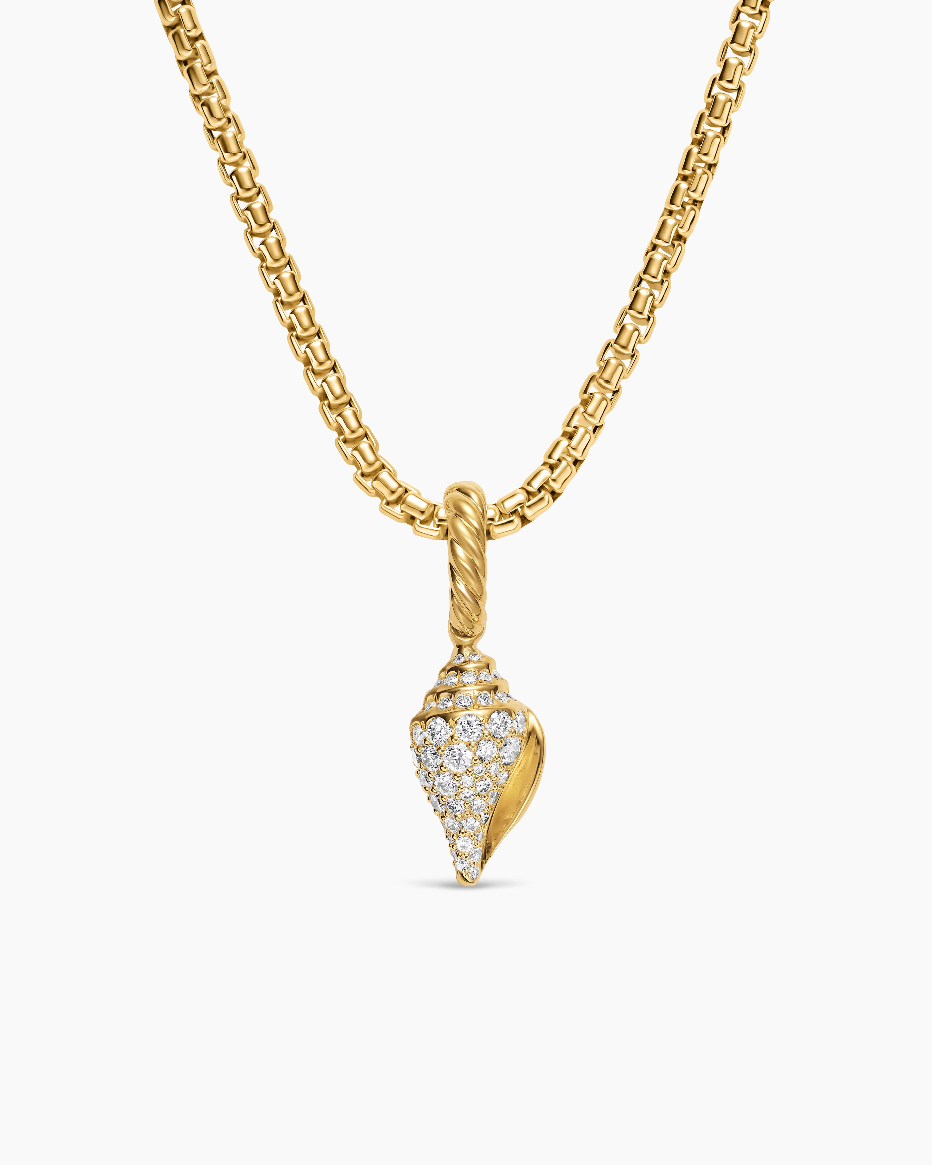 David Yurman | Pavé Shell Amulet in 18K Yellow Gold with Diamonds, 12.8mm | David Yurman