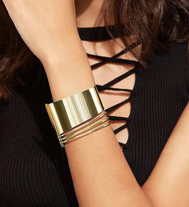 RIOSO 4 Pcs Cuff Bangle Bracelet for Women Open Wide Wire Bracelets Gold Wrist Cuff Wrap Bracelet | Amazon (US)