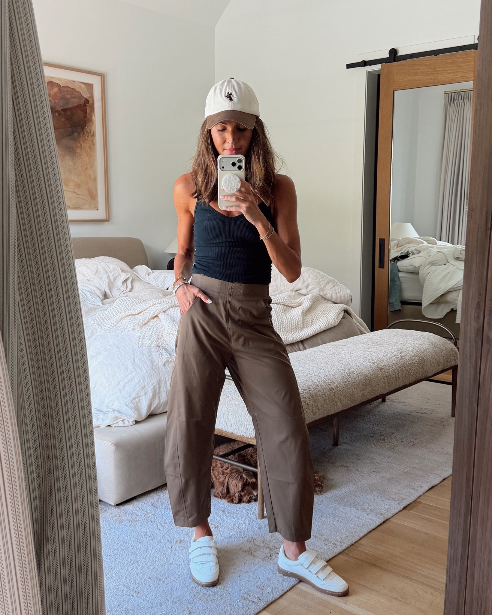 Casual ootd for getting stuff done on this Monday! 🤎