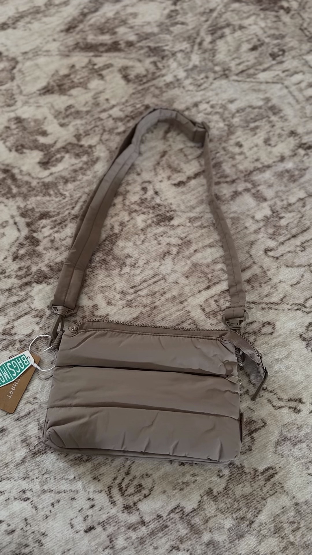New purse find from Amazon. I was looking for a casual neutral colored style for days when I’m just running errands or sitting on the sidelines. 🏀 ⚾️

#LTKSeasonal