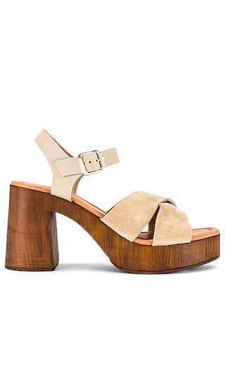 Paloma Sandal in Sand Suede | Revolve Clothing (Global)