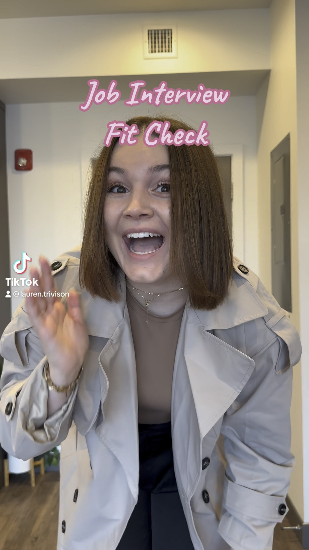 Job interview outfit idea! Perfect workwear for a midsize body!

I’m wearing a M bodysuit, size L trench and boots

#LTKmidsize #LTKworkwear #LTKstyletip