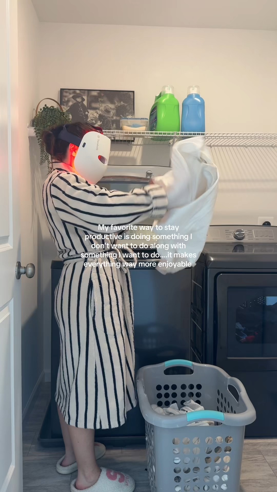 Red light therapy mask  & robe 🤍🫧

#LTKHoliday #LTKselfcare #LTKGiftGuide