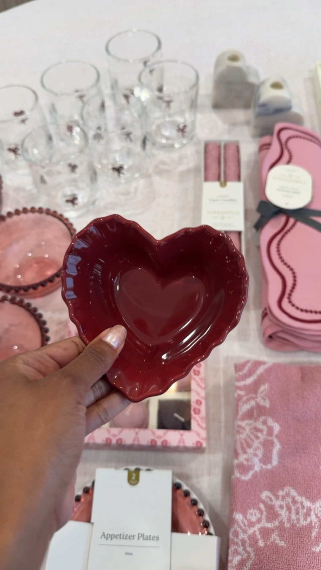 Valentine’s Day decor 🎀

#LTKHome #LTKFindsUnder50 #LTKfoodie