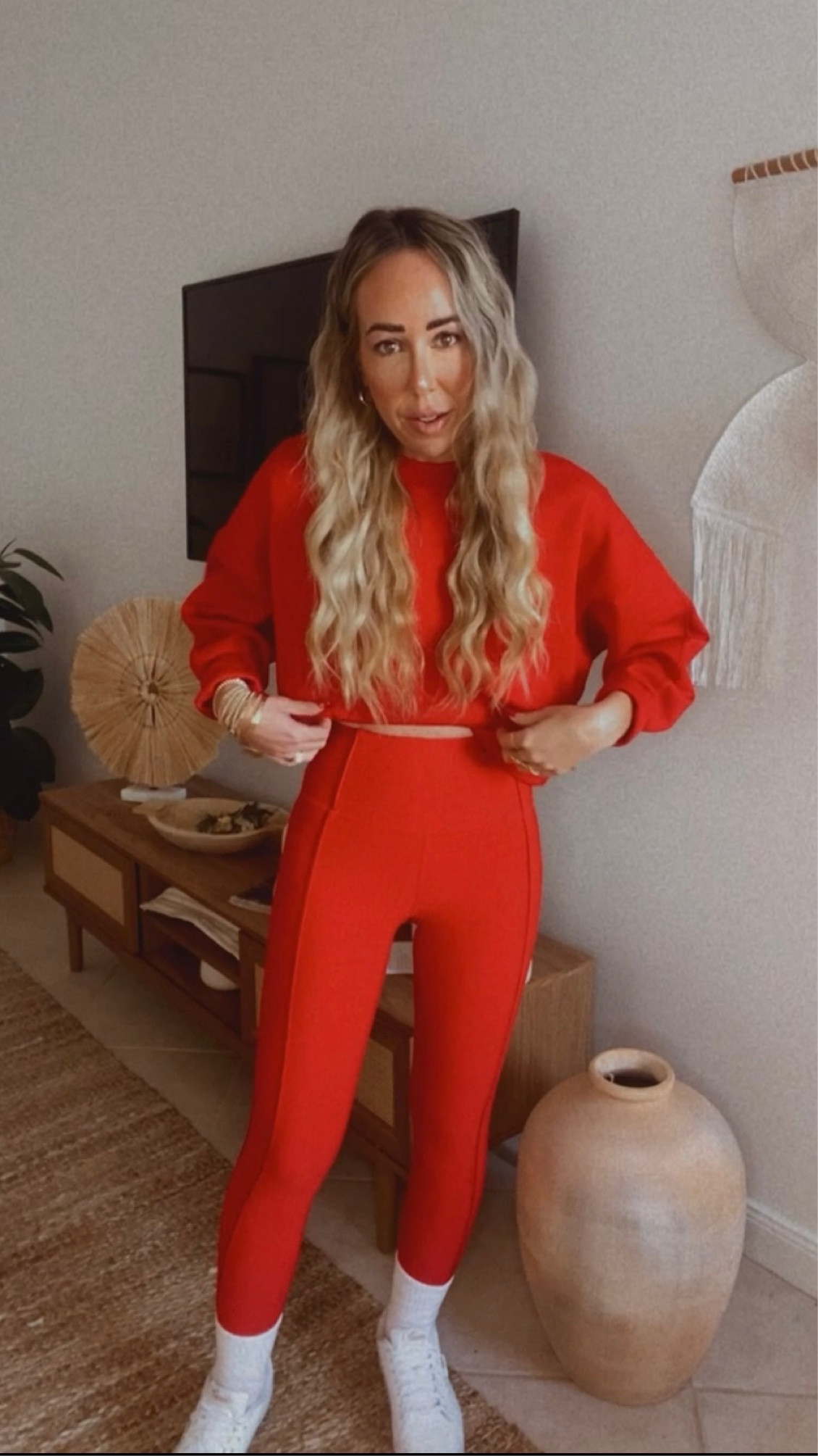 I am totally feeling the red. This set from Abercrombie is so cute and the quality is amazing. Love the YPB line!! 

#abercrombie #ypb 



#LTKfit #LTKstyletip