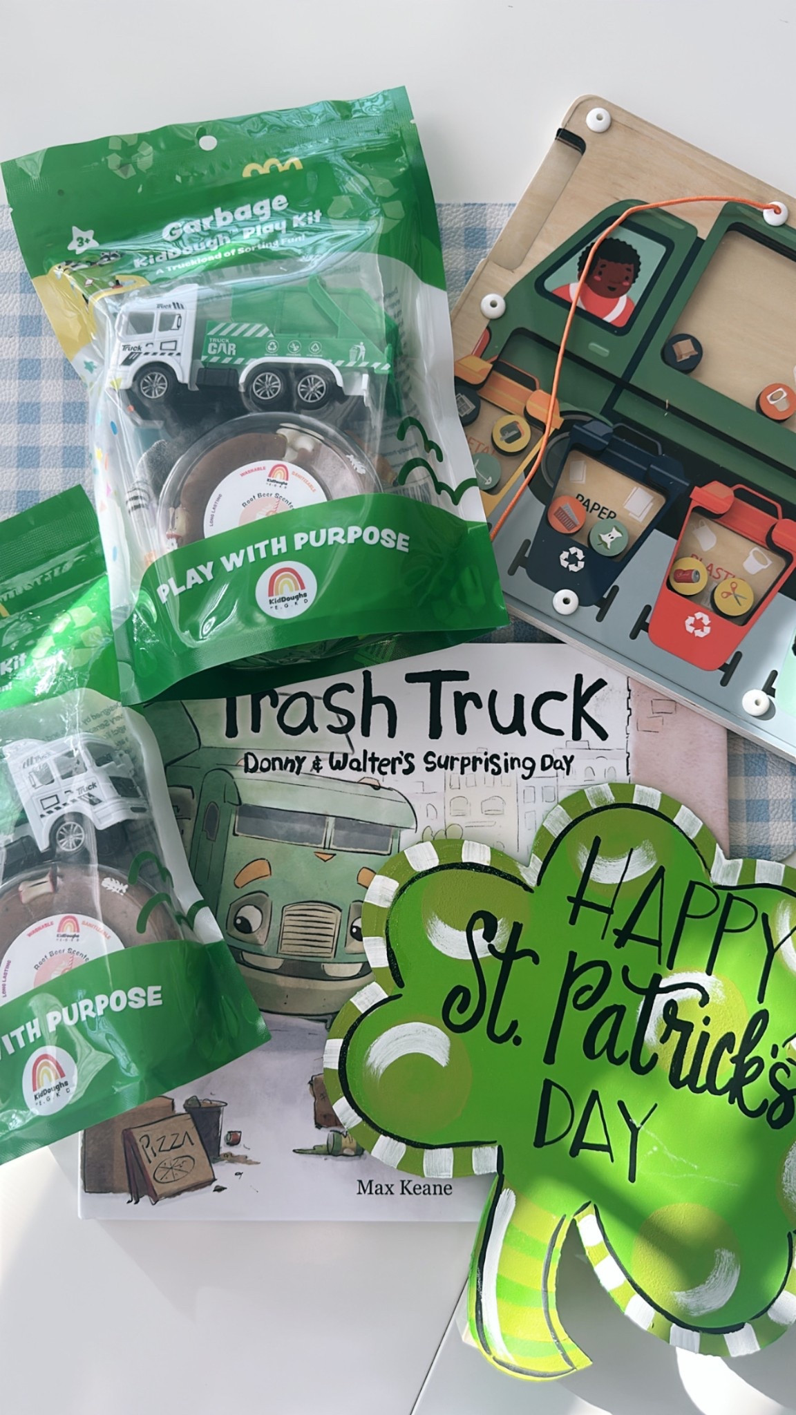 ♻️💚☘️ I love a theme! ☘️💚♻️ 

A happy morning full of special snacks, activities and a picnic lunch. I love to squirrel away things for special days and holidays. 🐿️

#saintpatricksday #stpatricksday #trashtruck #recycling #happystpattysday #playdough #playdoh #kidsactivities 

#LTKParties #LTKKids #LTKSeasonal