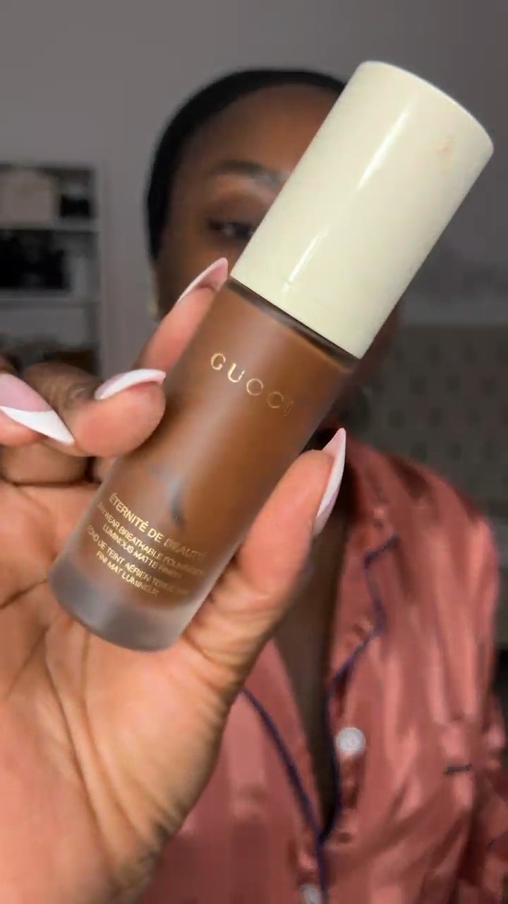 I love this foundation SO much in shade 540N

#LTKfindsunder100 #LTKVideo #LTKbeauty