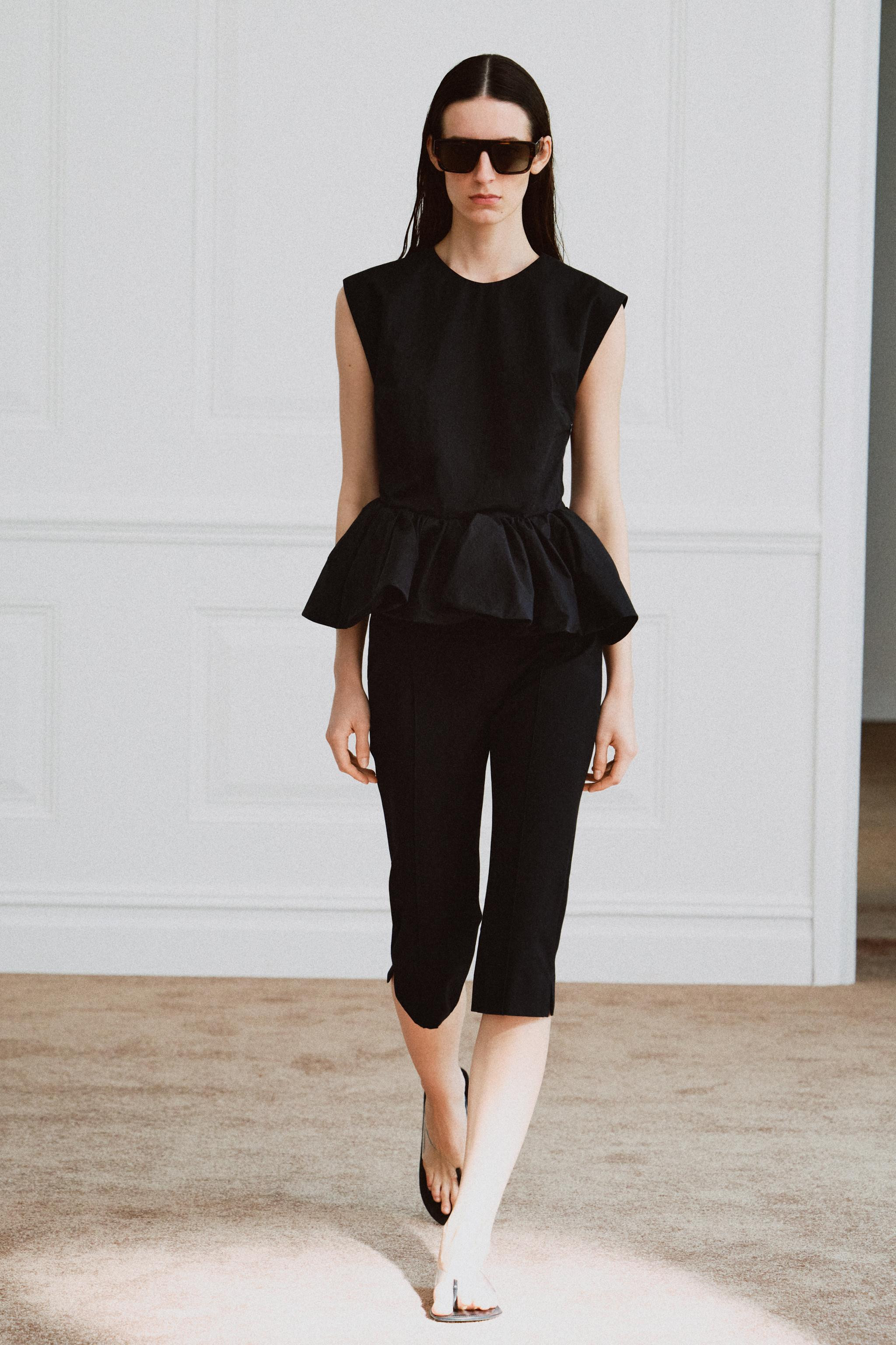 ZW COLLECTION SLEEVELESS PEPLUM TOP | Zara US
