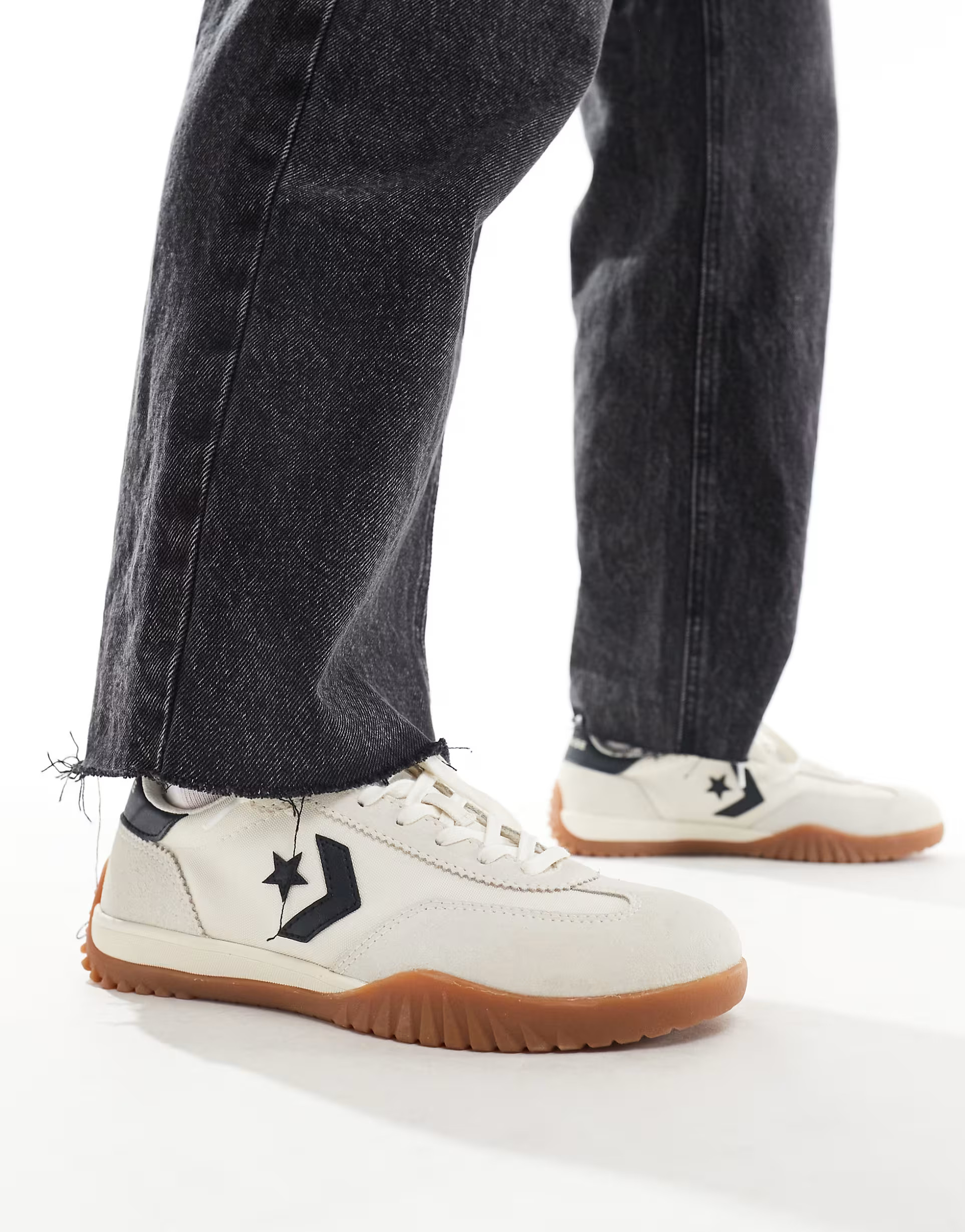 Converse Run Star trainers in off white | ASOS | ASOS (Global)