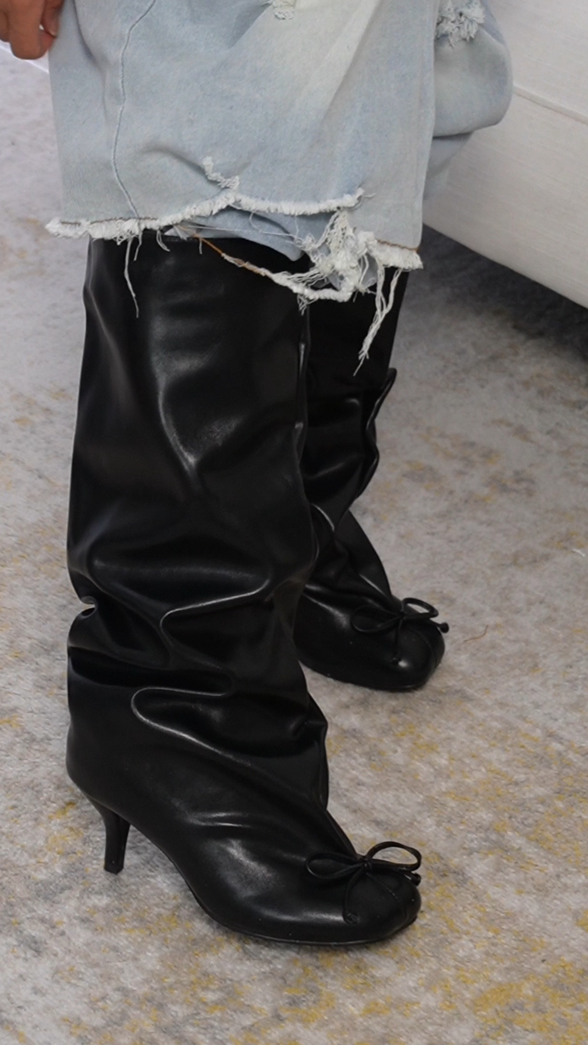 these boots from amazon are just too cute 🔥 these boots come in so many different variations and colors so i had to get this style of the black leather with the bow ! these boots from amazon will easily elevate any look and i can not wait to wear them 🖤 | #amazonfashionfinds #amazonfashion #amazonhaul #amazonshoes #chynahj 