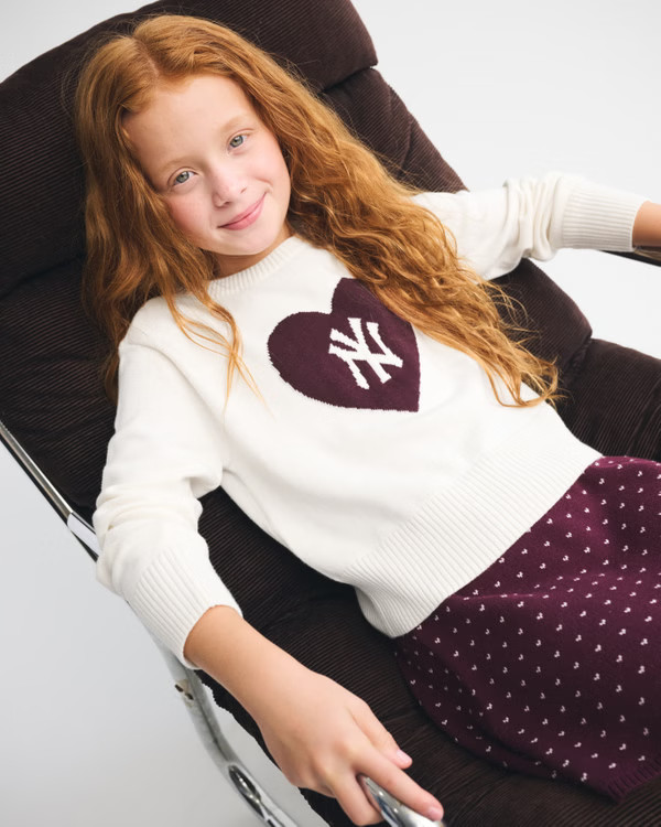 girls new york yankees graphic crew sweater | girls tops | Abercrombie.com | Abercrombie & Fitch (US)