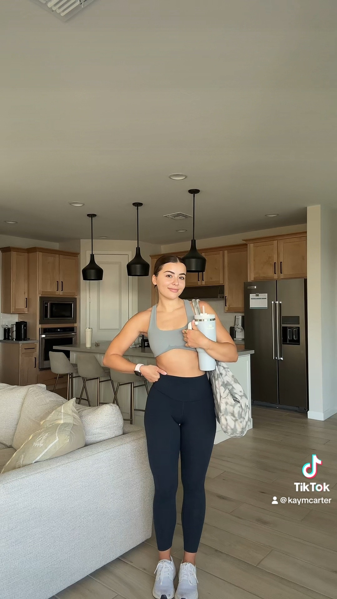 Amazon activewear slay!!! Size XS in everything 
