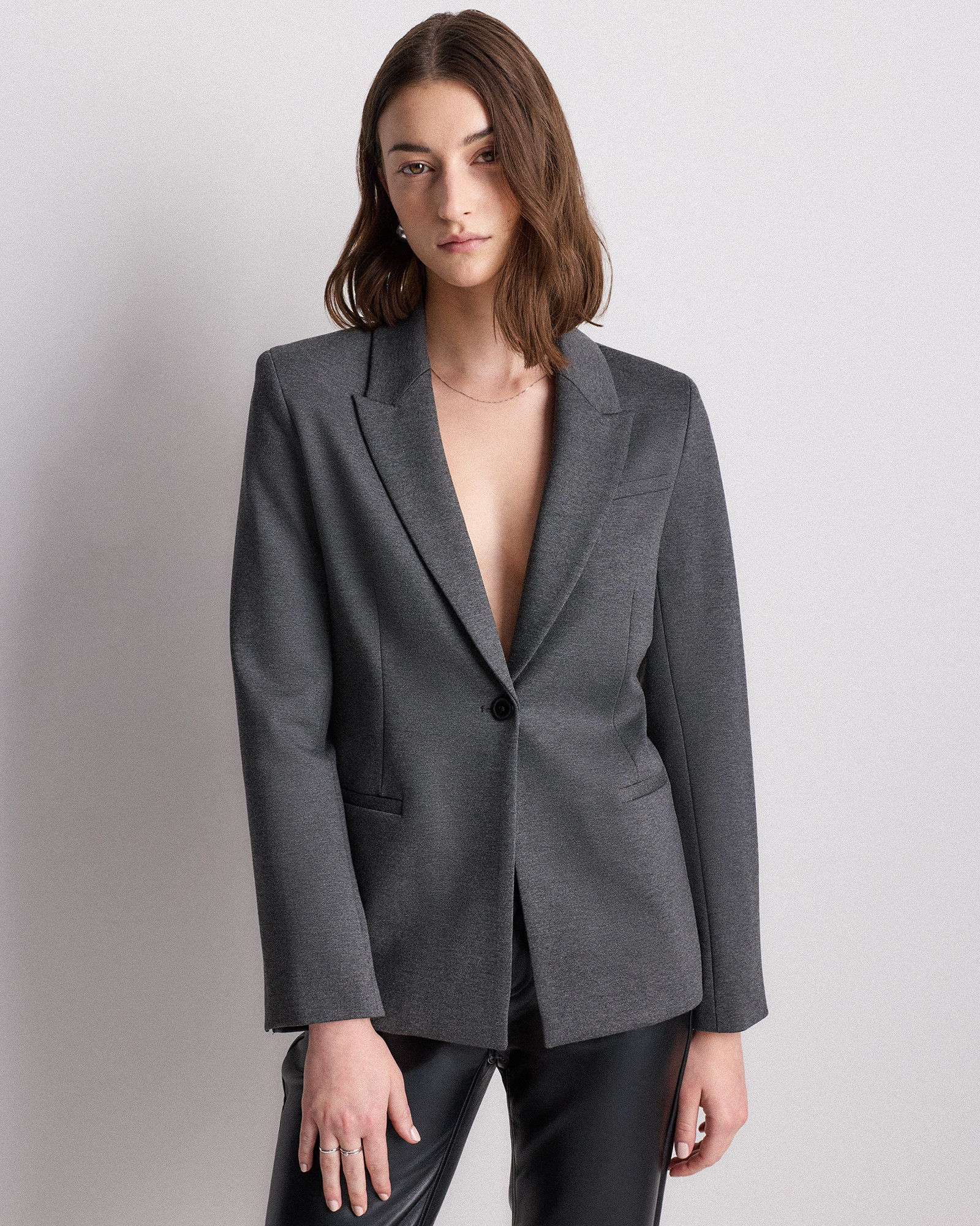 Quince | Women's Ultra-Stretch Ponte Single-Breasted Blazer in Charcoal, Size XL, Rayon | Quince