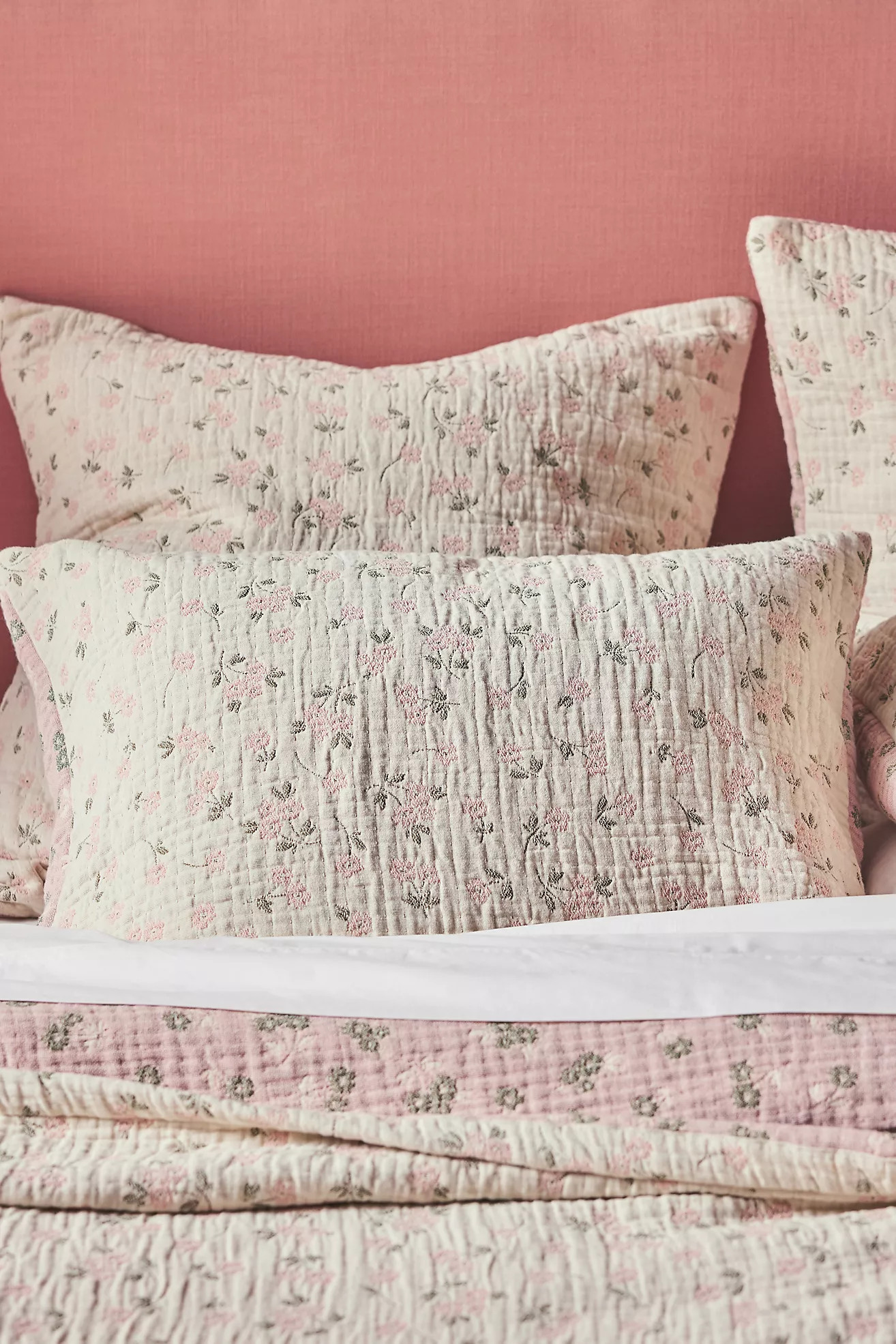 Floral Field Cotton Floral Jacquard Coverlet