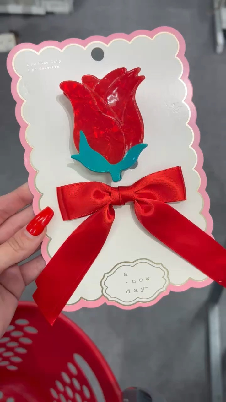valentines day | hair accessories

#valentinesday #valentines #galentines #party #vday #hearts #roses #candle #wreath #target #targetstyle #targetfinds #hair 

 

#LTKGiftGuide #LTKBeauty #LTKStyleTip