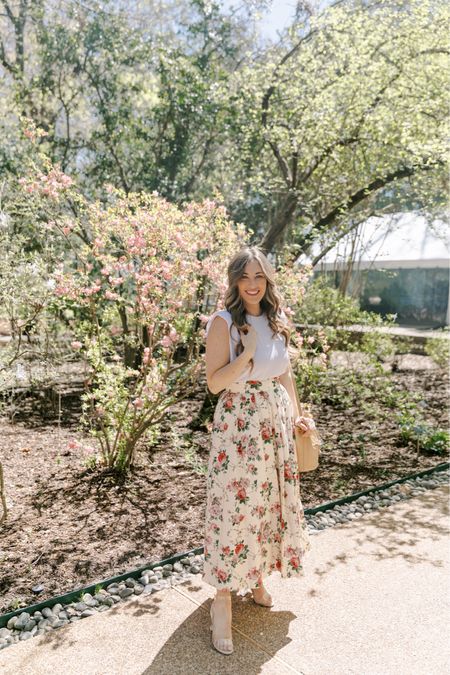 Dillard’s // High Waisted // Pleated // Skirt // Handbag // Sandals // Heels // Spring // Summer // 

#LTKshoecrush #LTKitbag #LTKstyletip