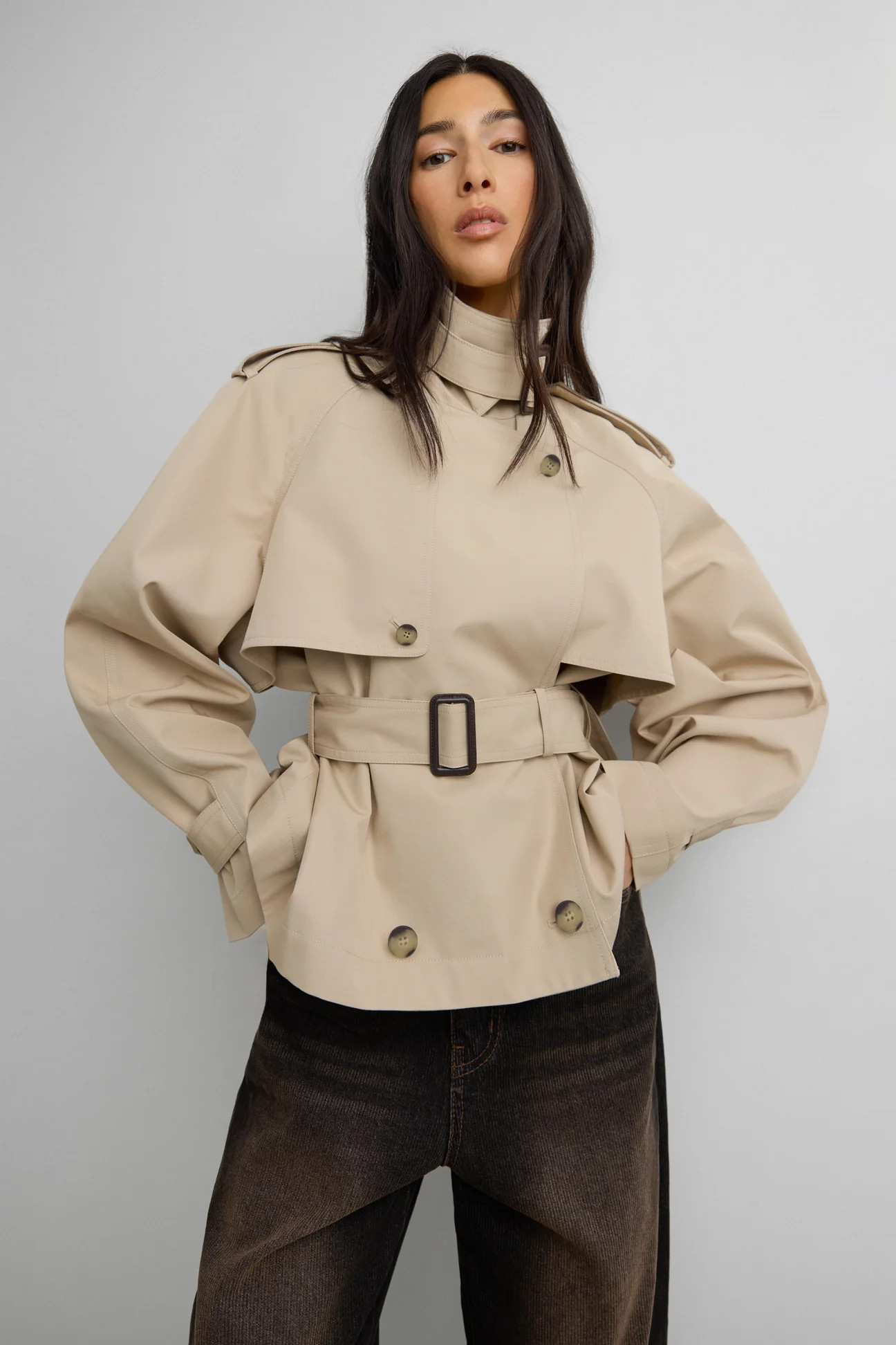 SHORT BELTED TRENCH COAT | OAK + FORT