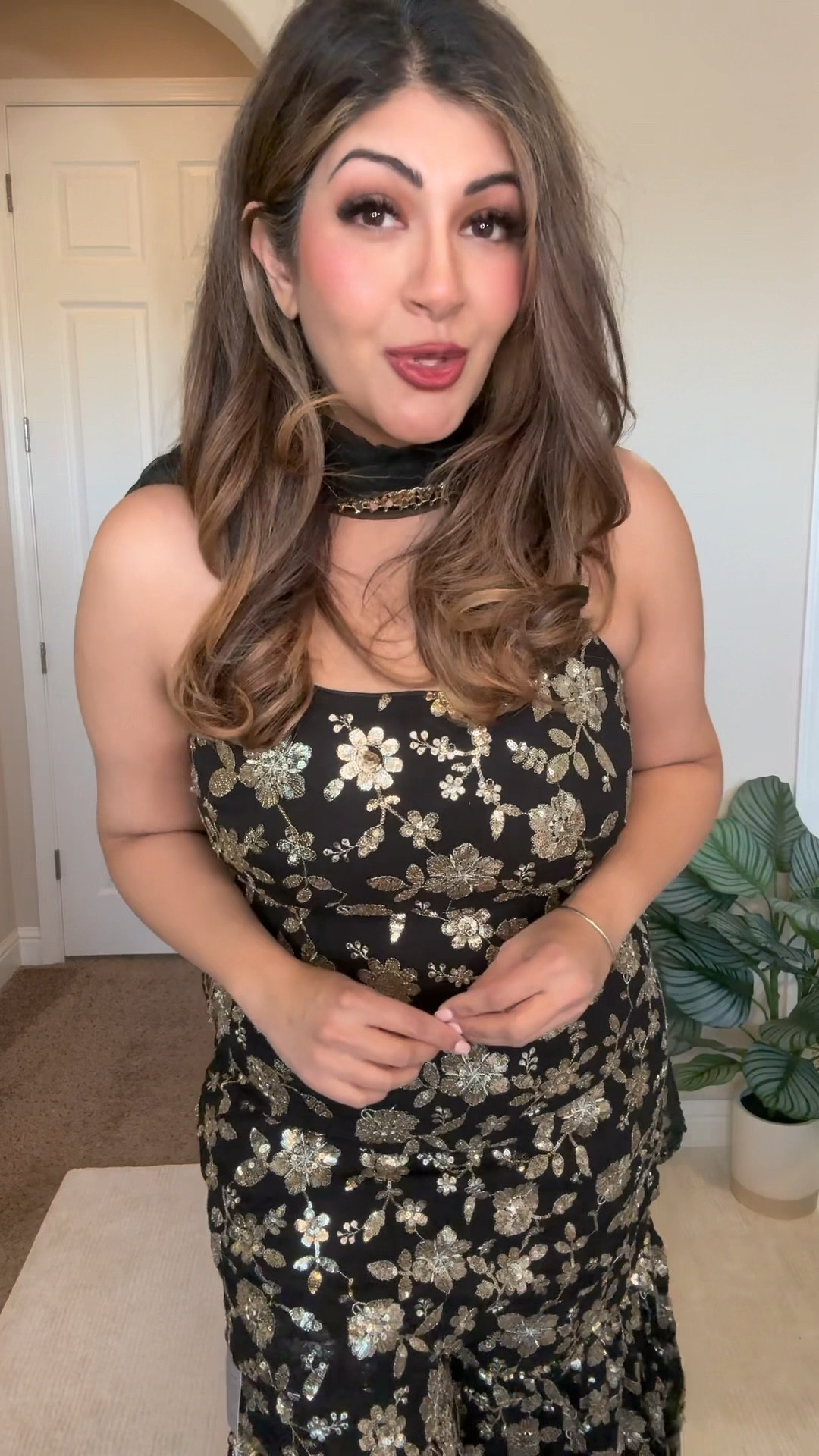 PART II: Let’s be stylishly midsize at the next Indian wedding!

This series I am sharing favorite Indian wedding outfits that can be purchased easily in midsizes (sizes 8-12). Today’s gharara indian outfit is amazing quality, can be at your front door within 2 days, and can easily be worn to an Indian Wedding. 

Shop this Indian ethnic dress on my LTK @bringingbackbabeeta or comment “Indian wedding” for the link. 

Follow for more realistic Indian wedding guest outfits! 

 #modernindianoutfit #desifashion #indianweddingguest #punjabioutfits #indianweddingstyle #indianamericanwedding #desiootd #browngirlfashion #indianfashiononline #indianfashiondairies #indianfashionbloggercommunity 

Indian wedding guest, Indian Party wear, Indian outfit ideas, desi outfits, Indian fashion, punjabi outfits, size 12 Indian outfit, size 10 Indian outfit , Nordstrom outfit 

#LTKwedding #LTKmidsize #LTKVideo