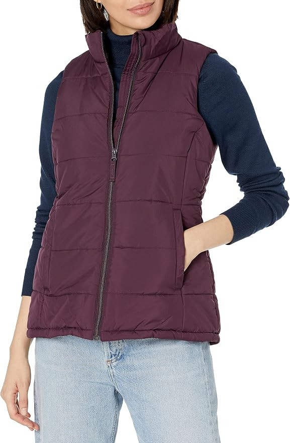 Amazon.com: Amazon Essentials Women's Mid-Weight Puffer Vest, Burgundy, Medium : Clothing, Shoes ... | Amazon (US)