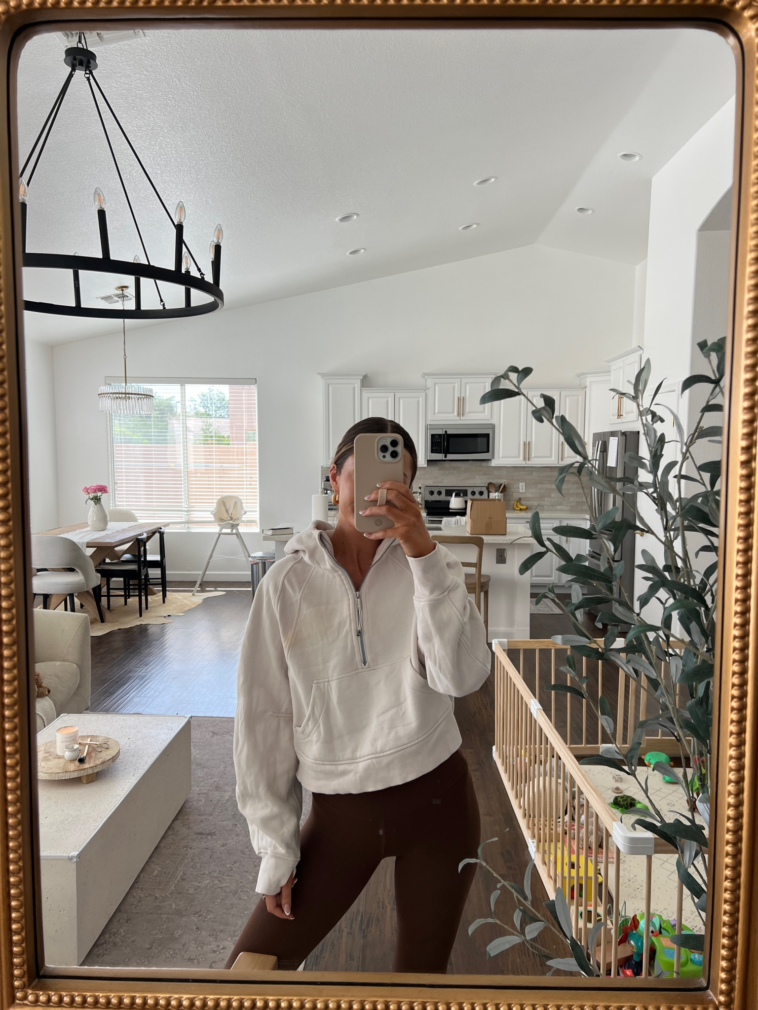 Small in scuba sweatshirt & the off white / cream color!!!! Got a 4 in that, 4 in leggings and 2 in bra! 

#LTKfit