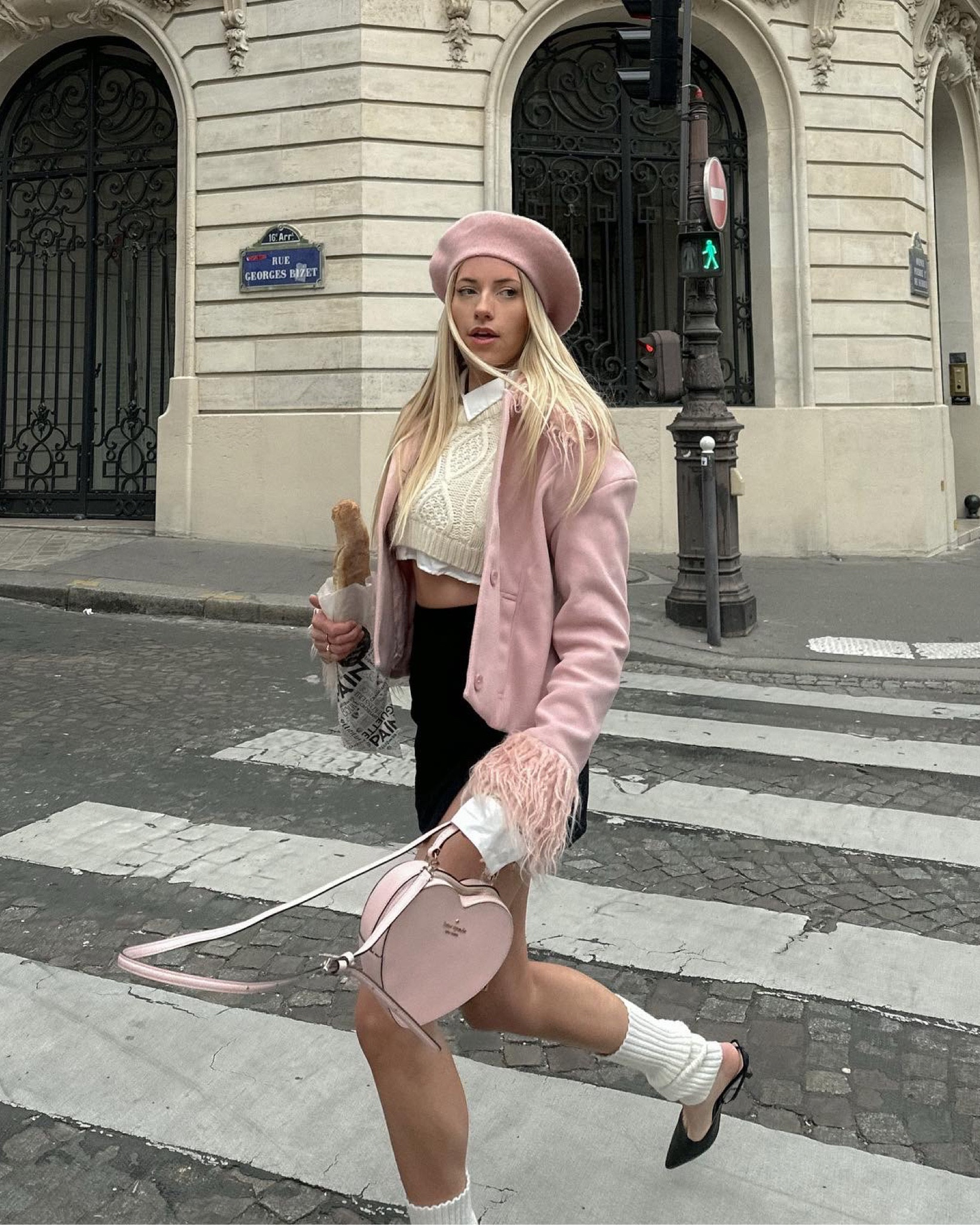 Girly pink Parisian outfit 🎀✨