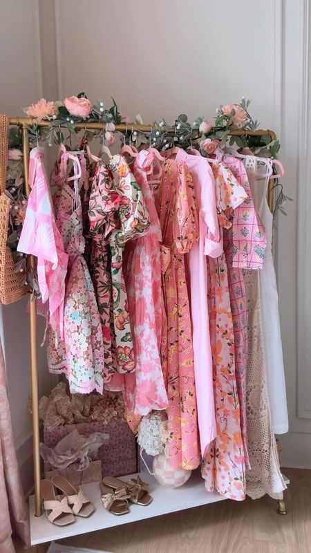 Outfit plan with me for the Bahamas! My suitcase is full of summer dresses and cute sets in all different price points. Linked everything here  

#LTKVideo #LTKTravel #LTKSeasonal