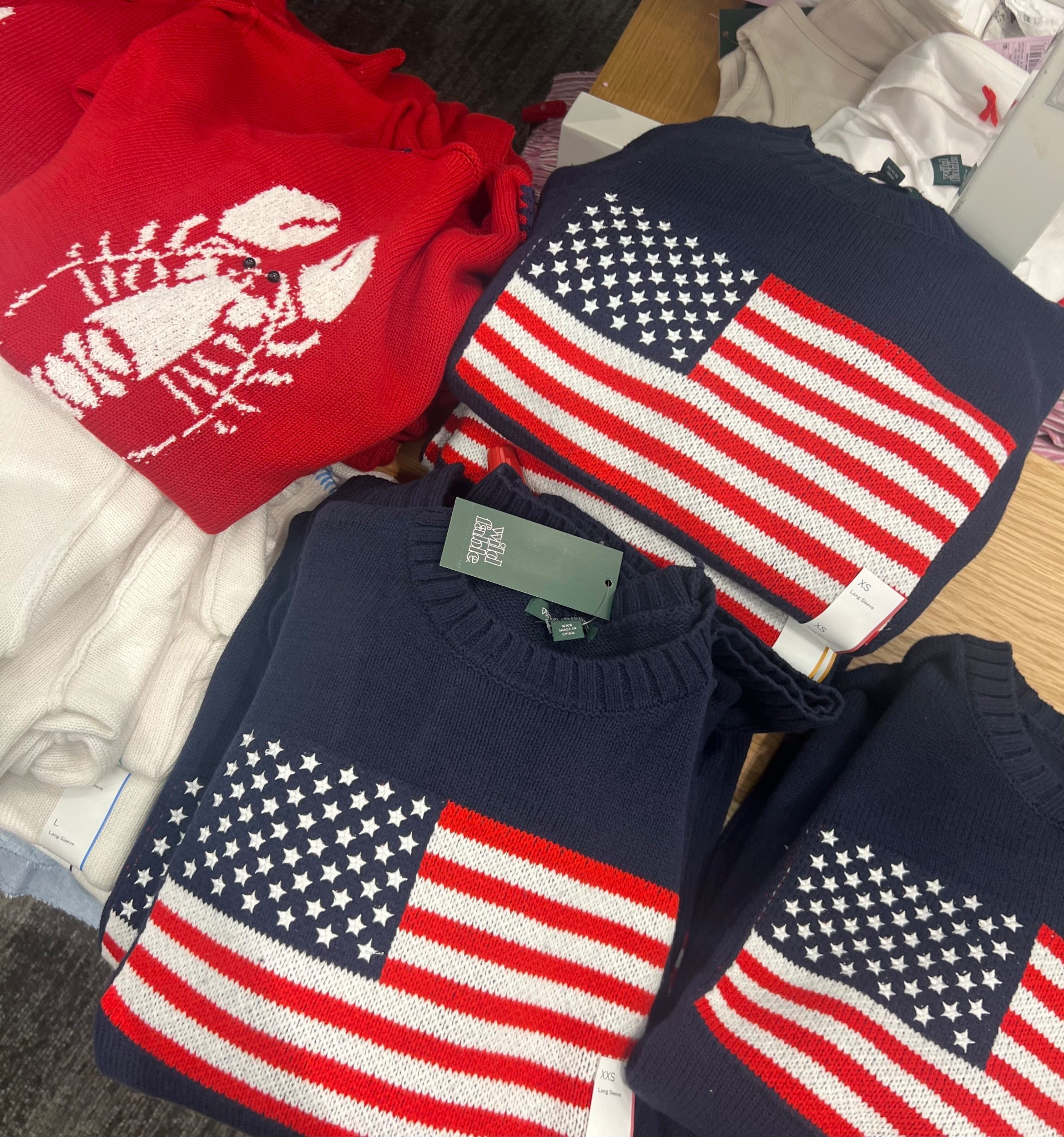Americana Summer 🇺🇸🦞
… sweaters, $30 and USA-perfect! (They look to run a little big, fyi!)



#LTKFindsUnder50 #LTKSeasonal