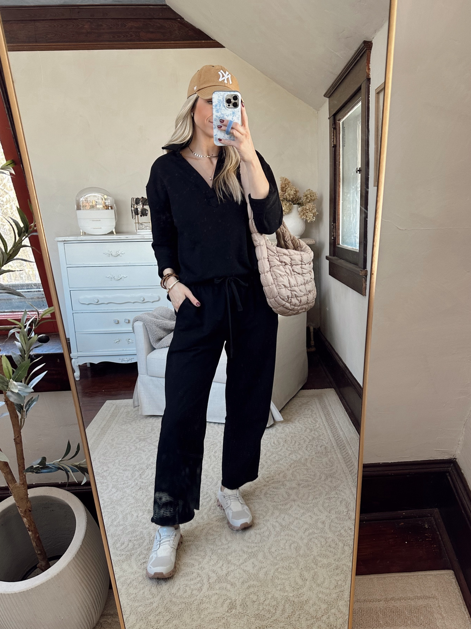 Amazon set
Weekend casual 
