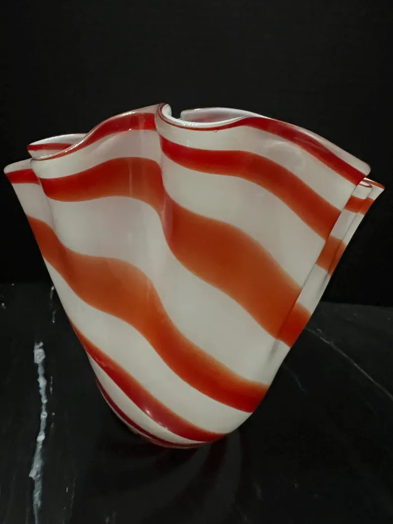 Beau Rivage Vintage Glass Handkerchief Vase With a Red and White Peppermint Stripe Design. - Etsy | Etsy (US)